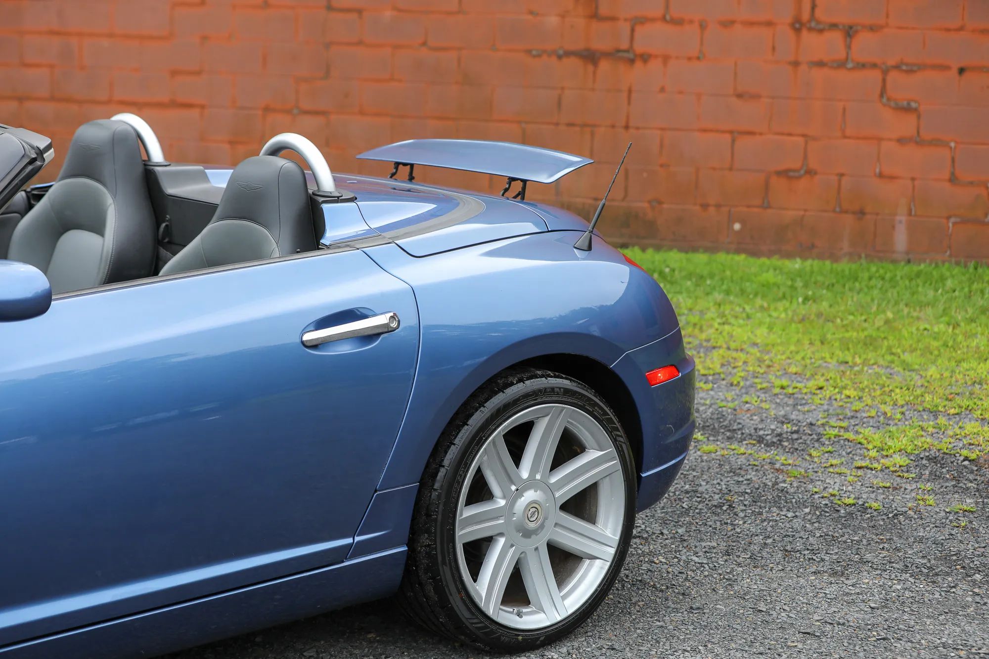 2005 Chrysler Crossfire Limited Roadster 2D — photo 64 of 73