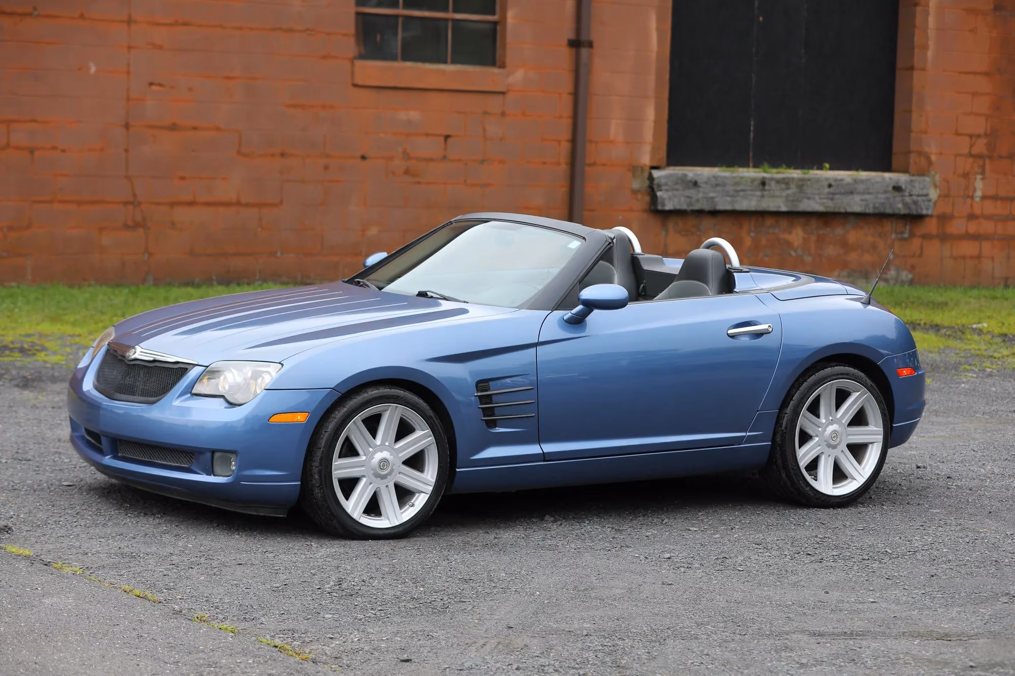 2005 Chrysler Crossfire Limited Roadster 2D — photo 45 of 73