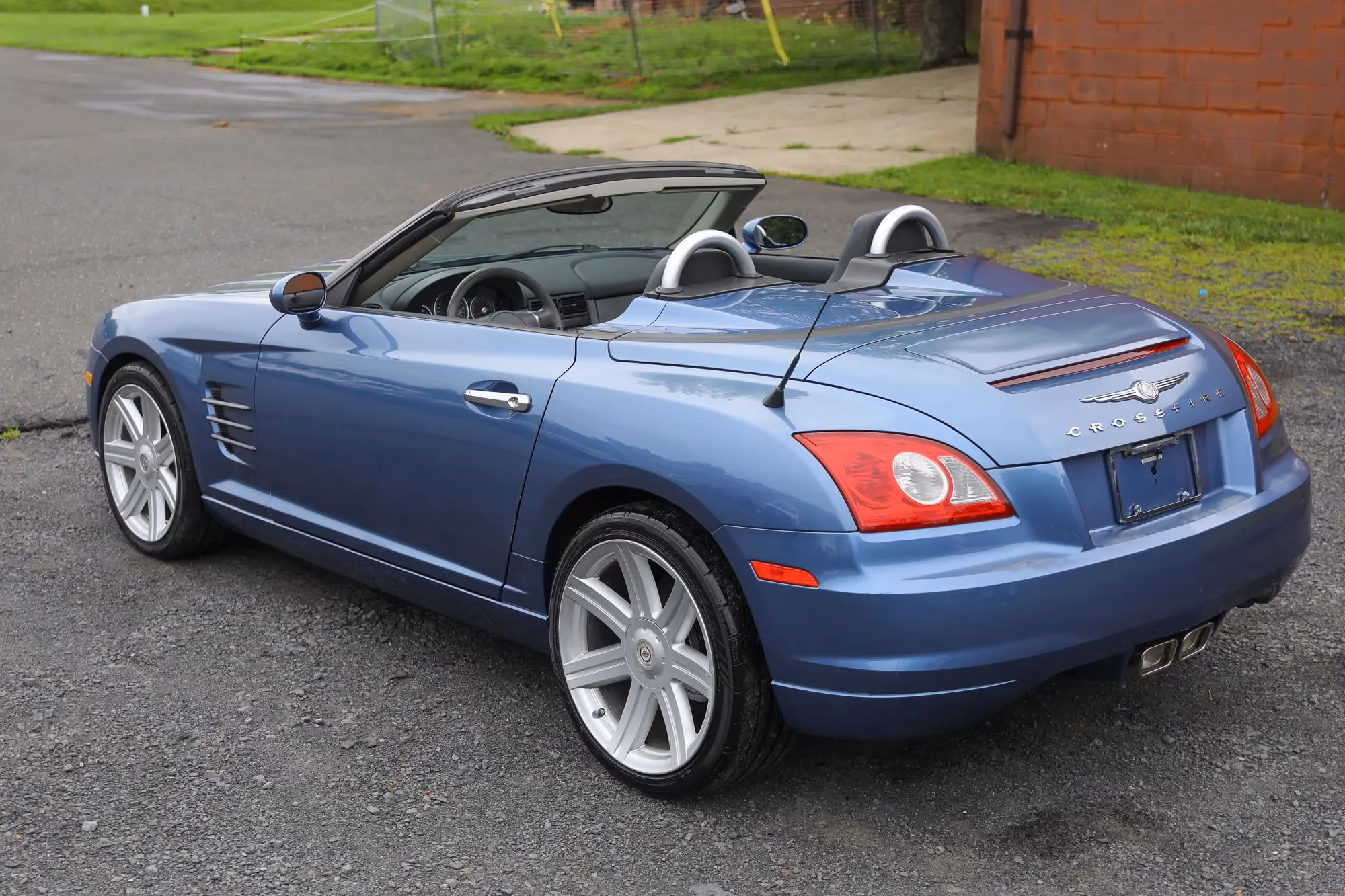 2005 Chrysler Crossfire Limited Roadster 2D — photo 50 of 73