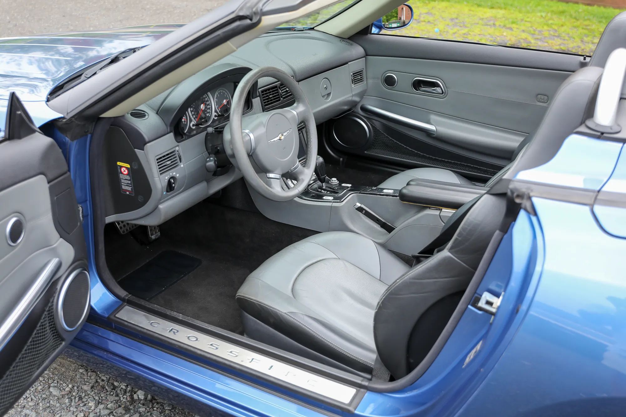 2005 Chrysler Crossfire Limited Roadster 2D — photo 56 of 73