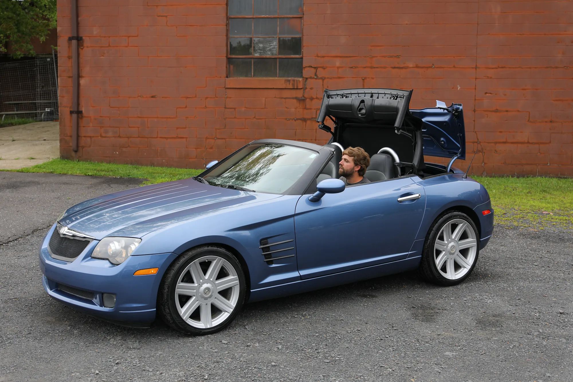 2005 Chrysler Crossfire Limited Roadster 2D — photo 44 of 73