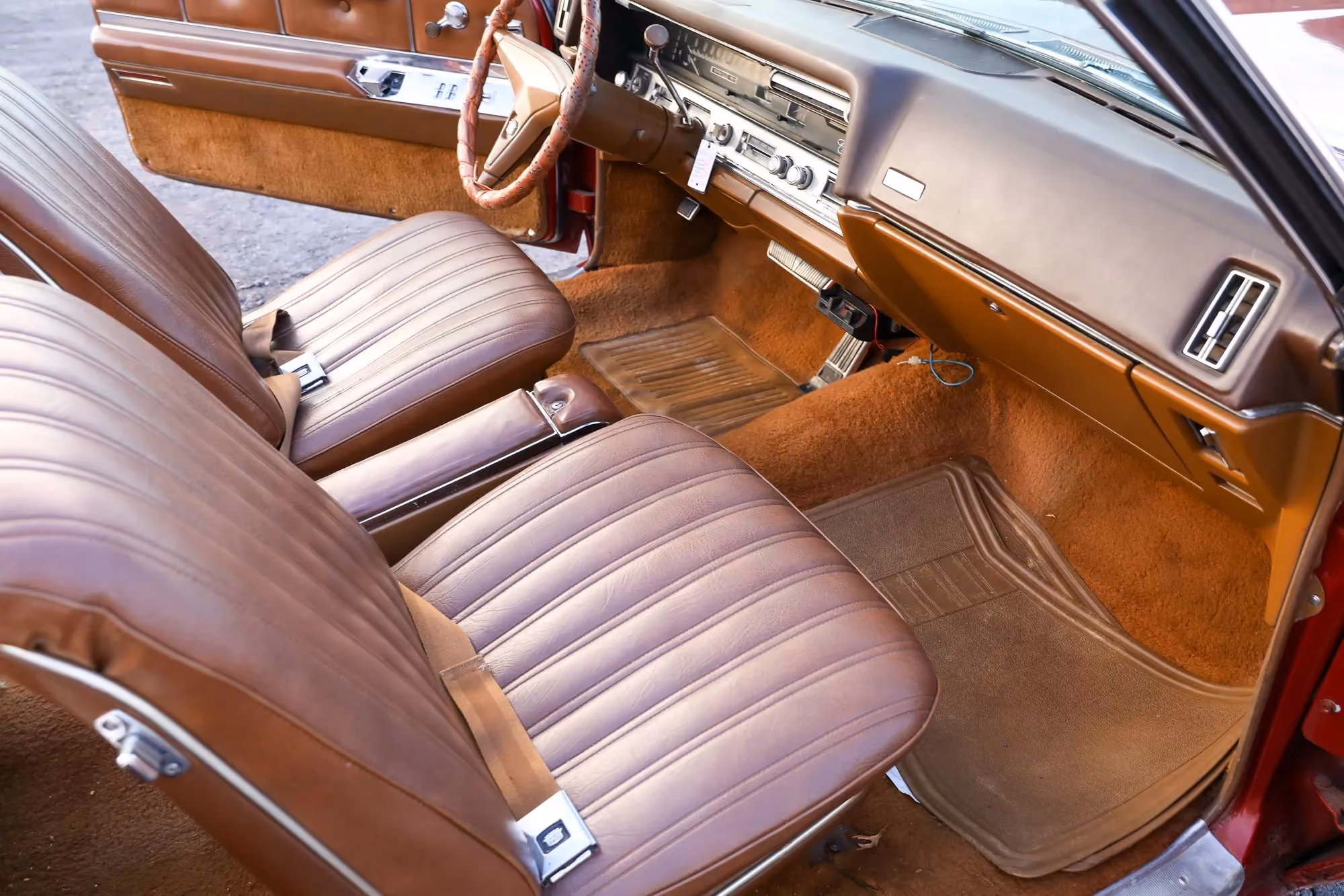 1967 Cadillac DeVille — photo 23 of 73