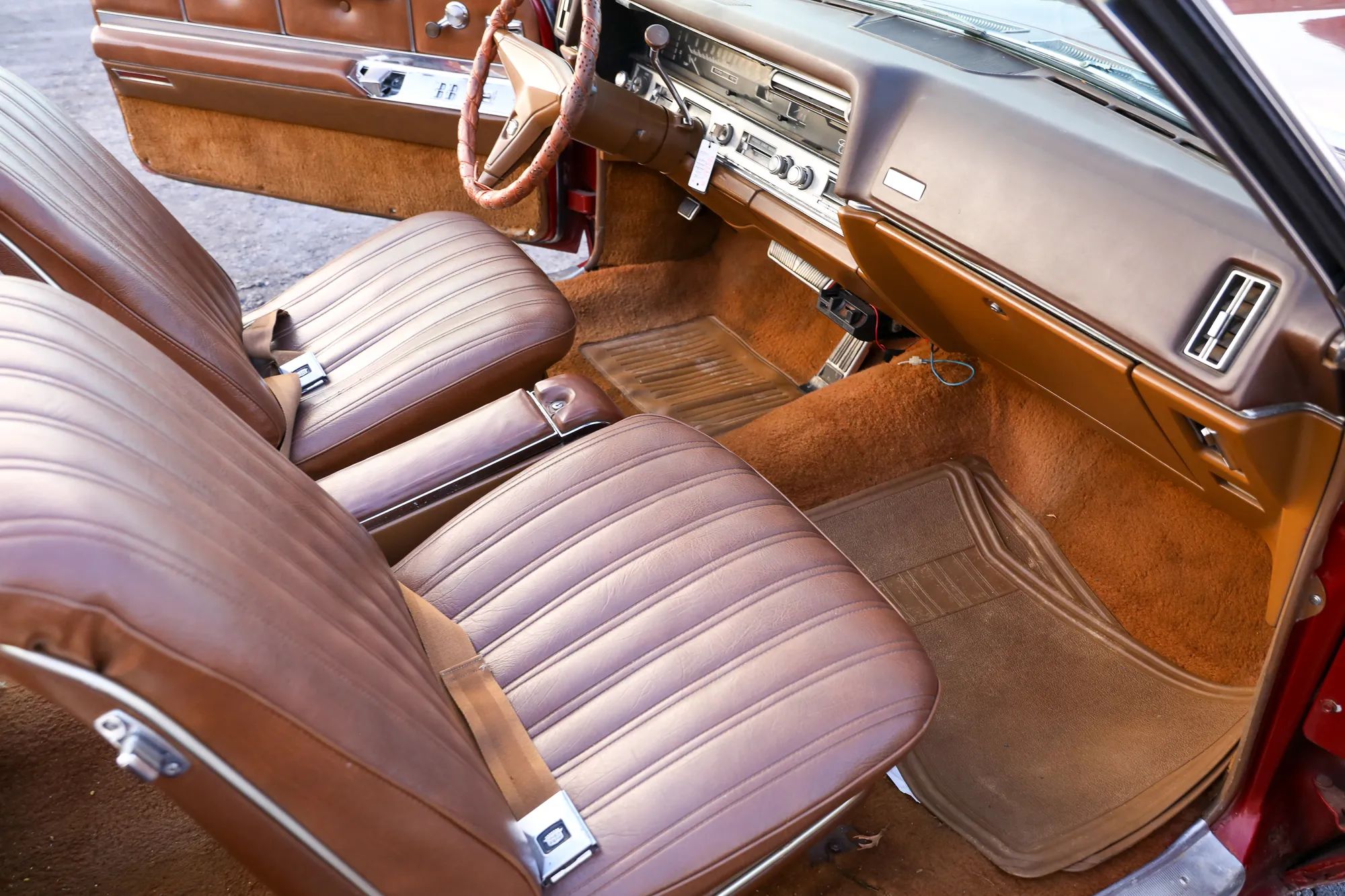1967 Cadillac DeVille — photo 23 of 47