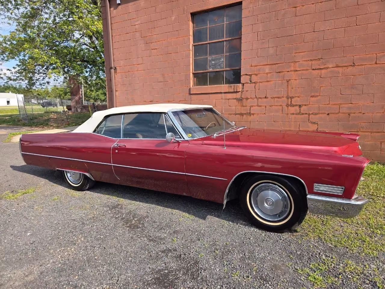 1967 Cadillac DeVille — photo 28 of 73