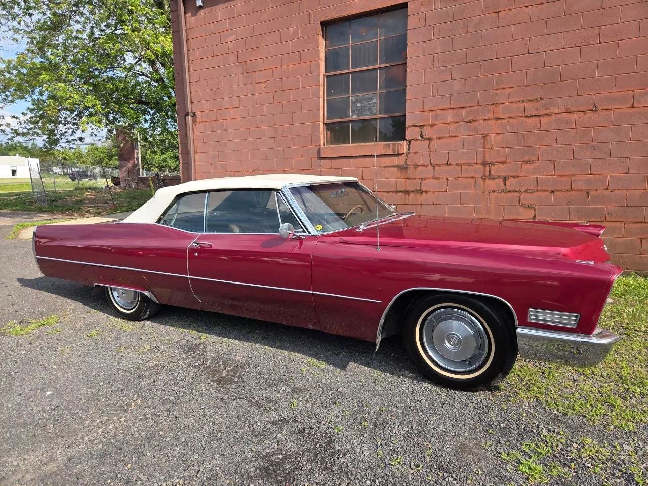 1967 Cadillac DeVille — photo 28 of 47