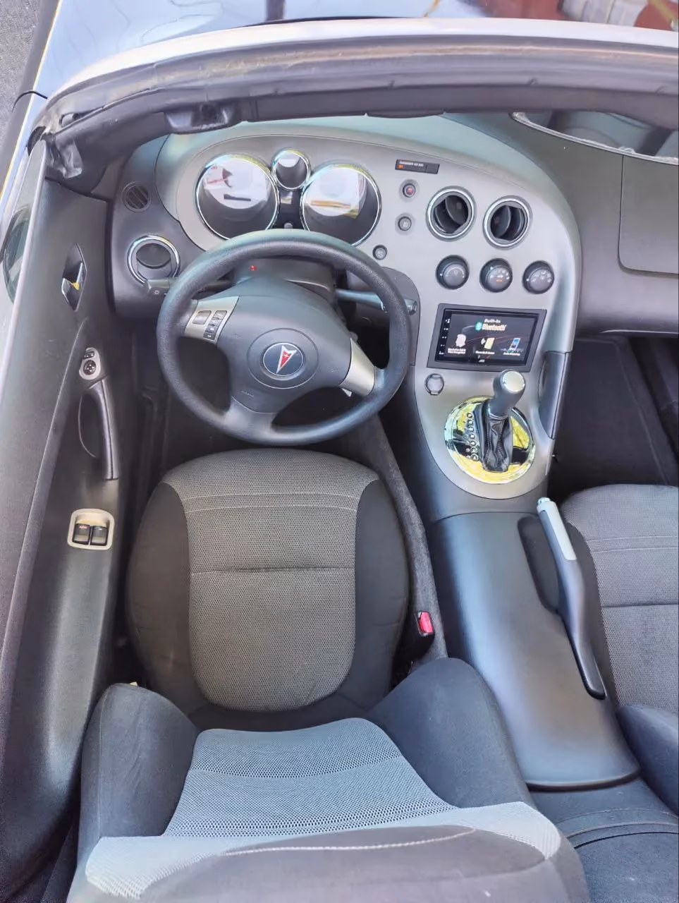 2006 Pontiac Solstice Convertible 2D — photo 33 of 73