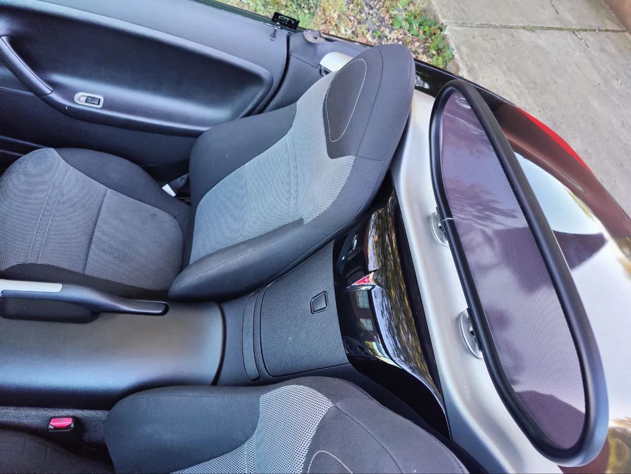 2006 Pontiac Solstice Convertible 2D — photo 31 of 73