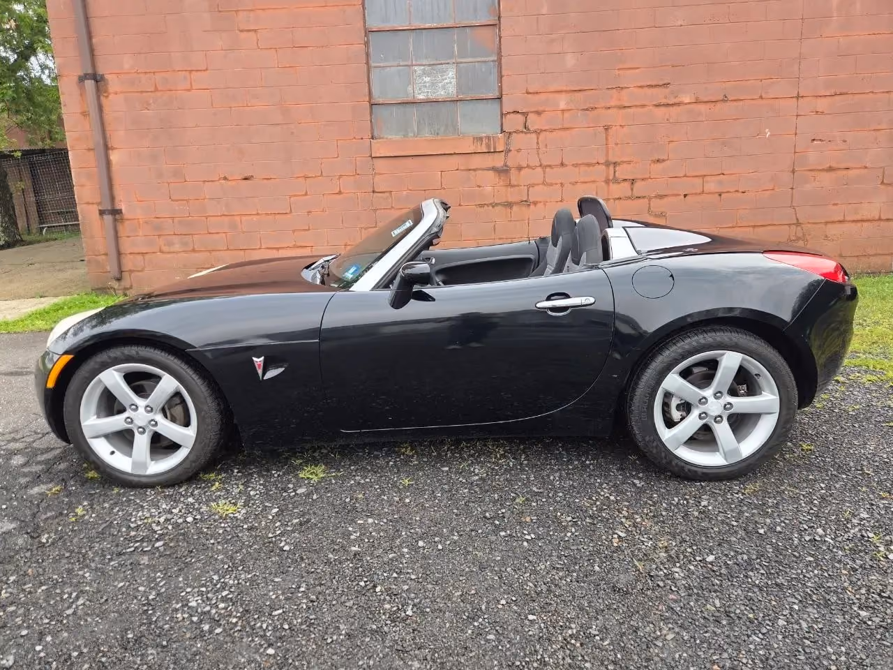 2006 Pontiac Solstice Convertible 2D — photo 44 of 73