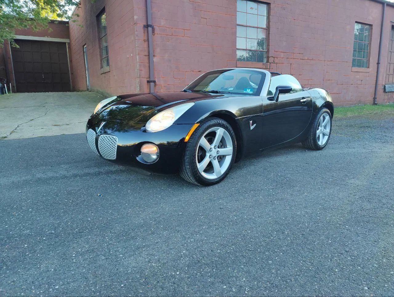 2006 Pontiac Solstice Convertible 2D — photo 29 of 73