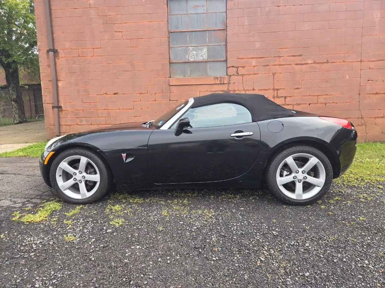 2006 Pontiac Solstice Convertible 2D — photo 35 of 73