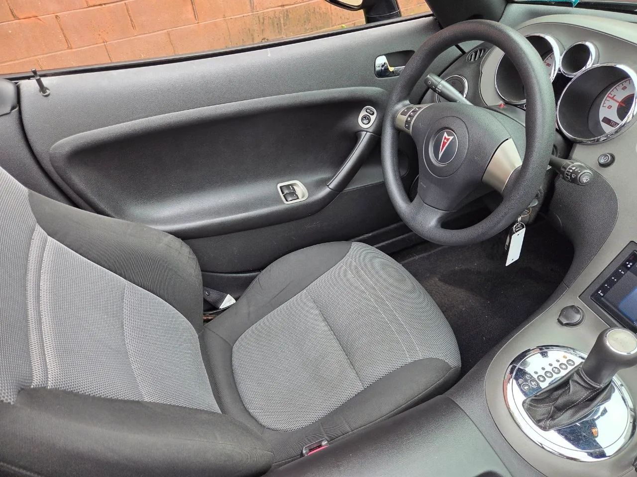 2006 Pontiac Solstice Convertible 2D — photo 56 of 73