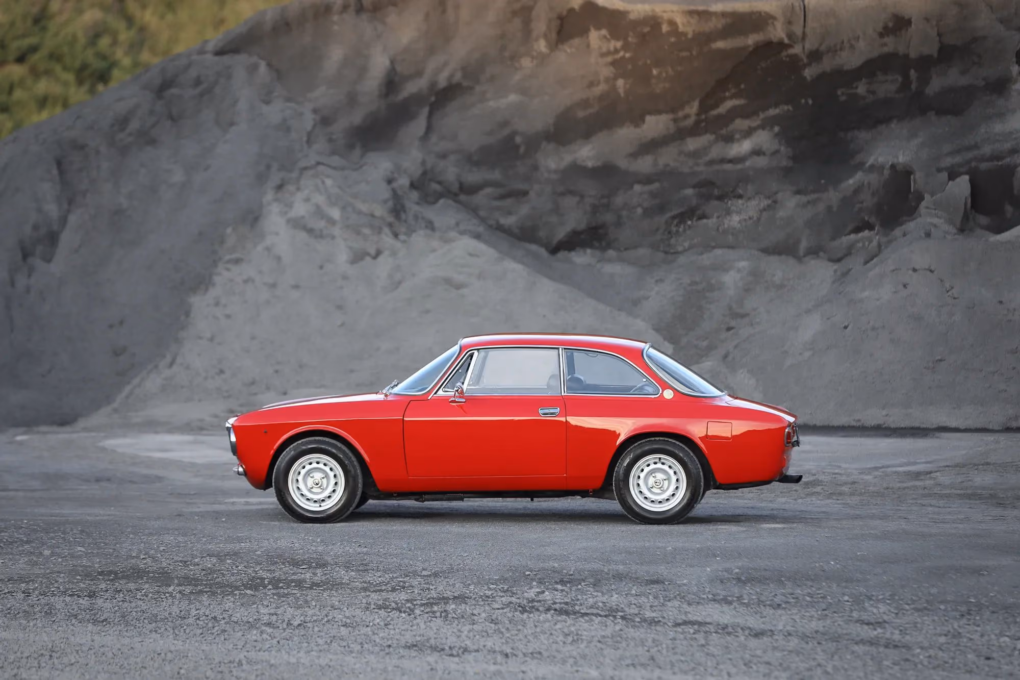 1969 Alfa Romeo GTV 1750 — photo 6 of 29