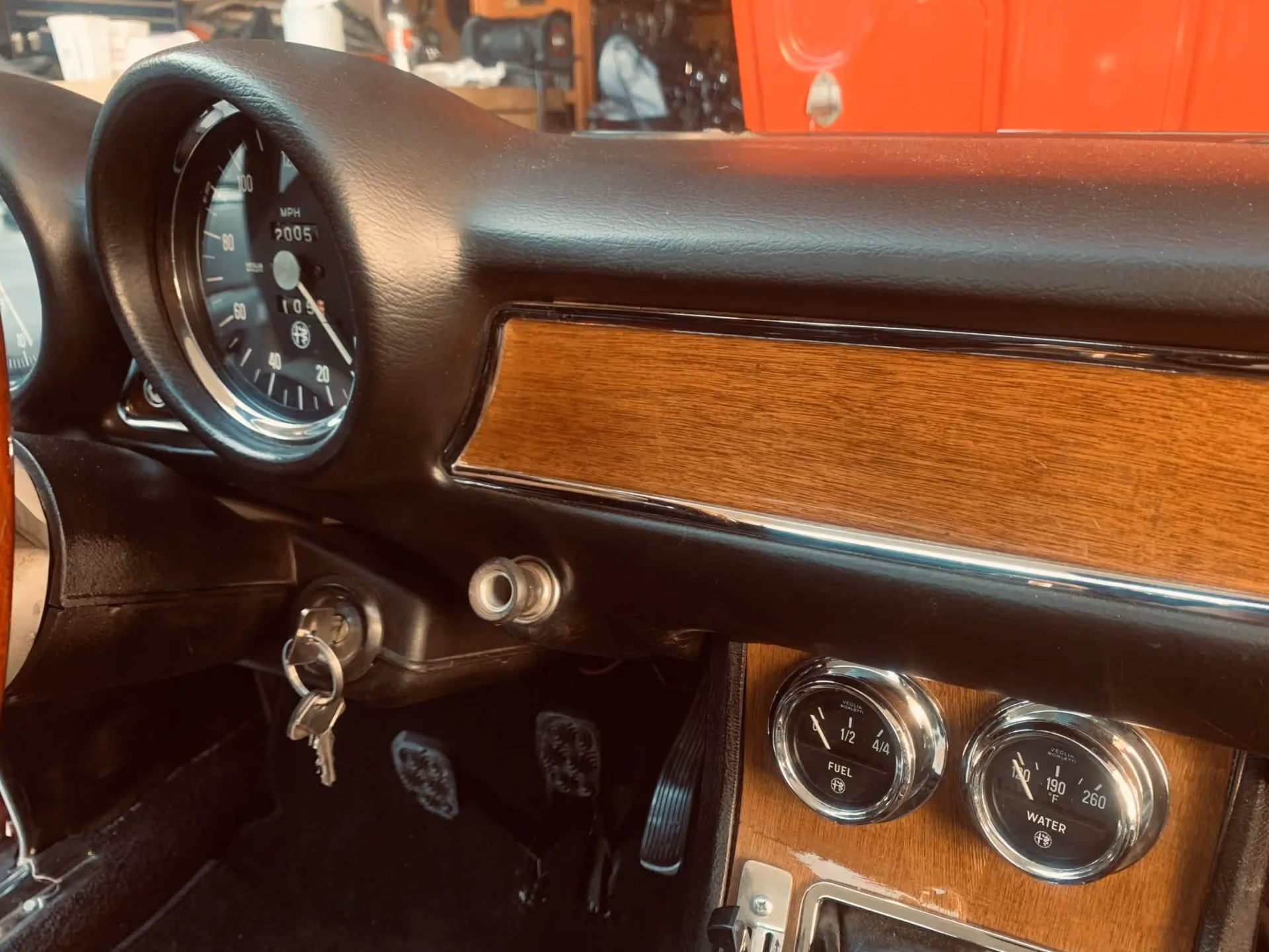 1969 Alfa Romeo GTV 1750 — photo 13 of 29