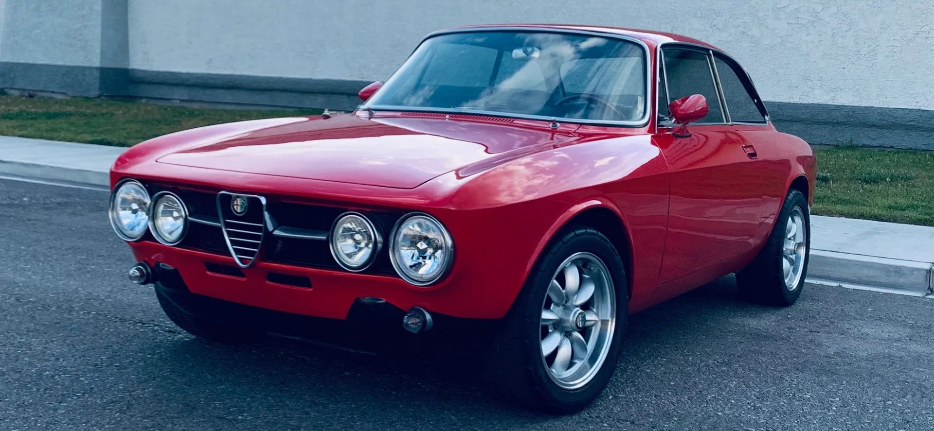 1969 Alfa Romeo GTV 1750 — photo 25 of 29