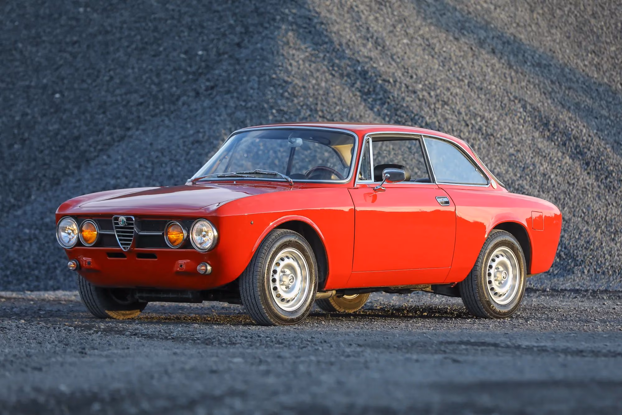 1969 Alfa Romeo GTV 1750 — photo 1 of 29