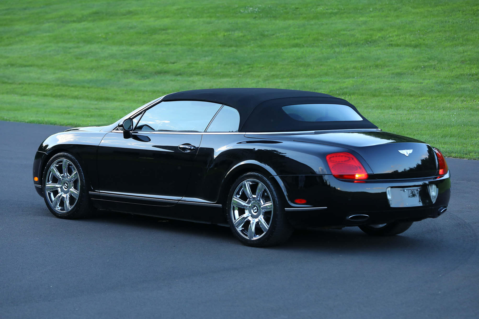 2007 Bentley Continental GTC Convertible 2D — photo 26 of 33