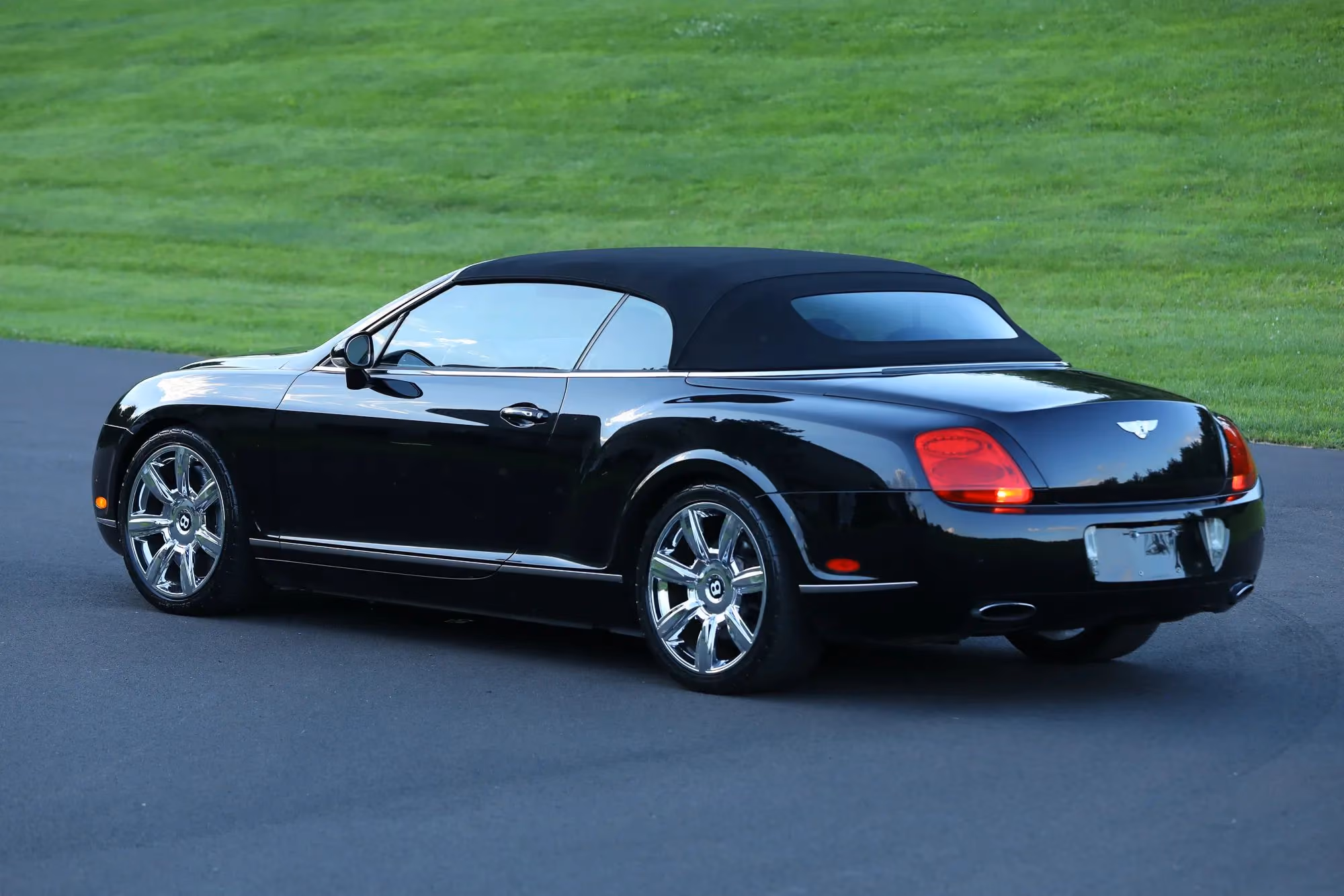 2007 Bentley Continental GTC Convertible 2D — photo 26 of 33