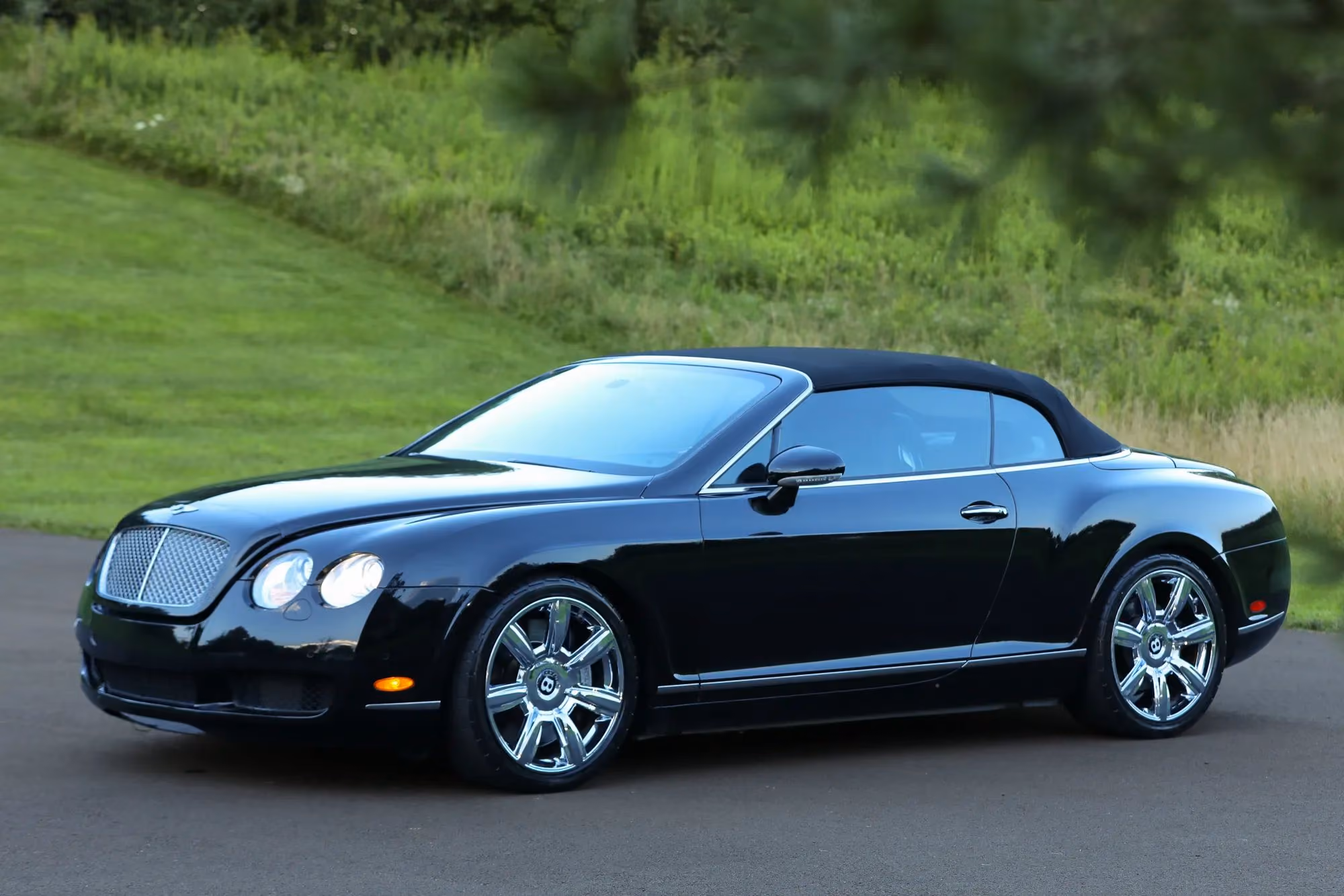 2007 Bentley Continental GTC Convertible 2D — photo 32 of 33
