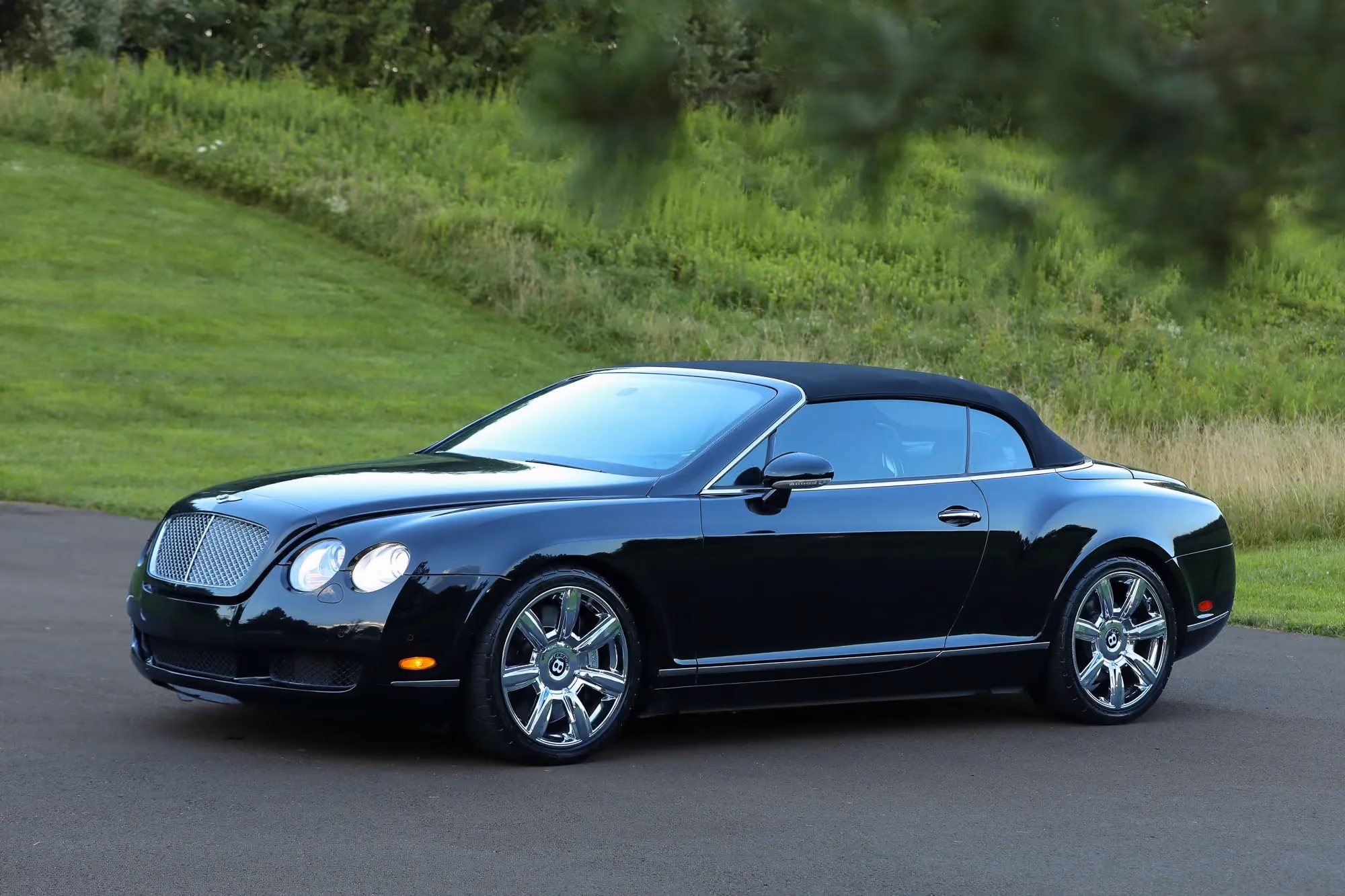 2007 Bentley Continental GTC Convertible 2D — photo 31 of 33