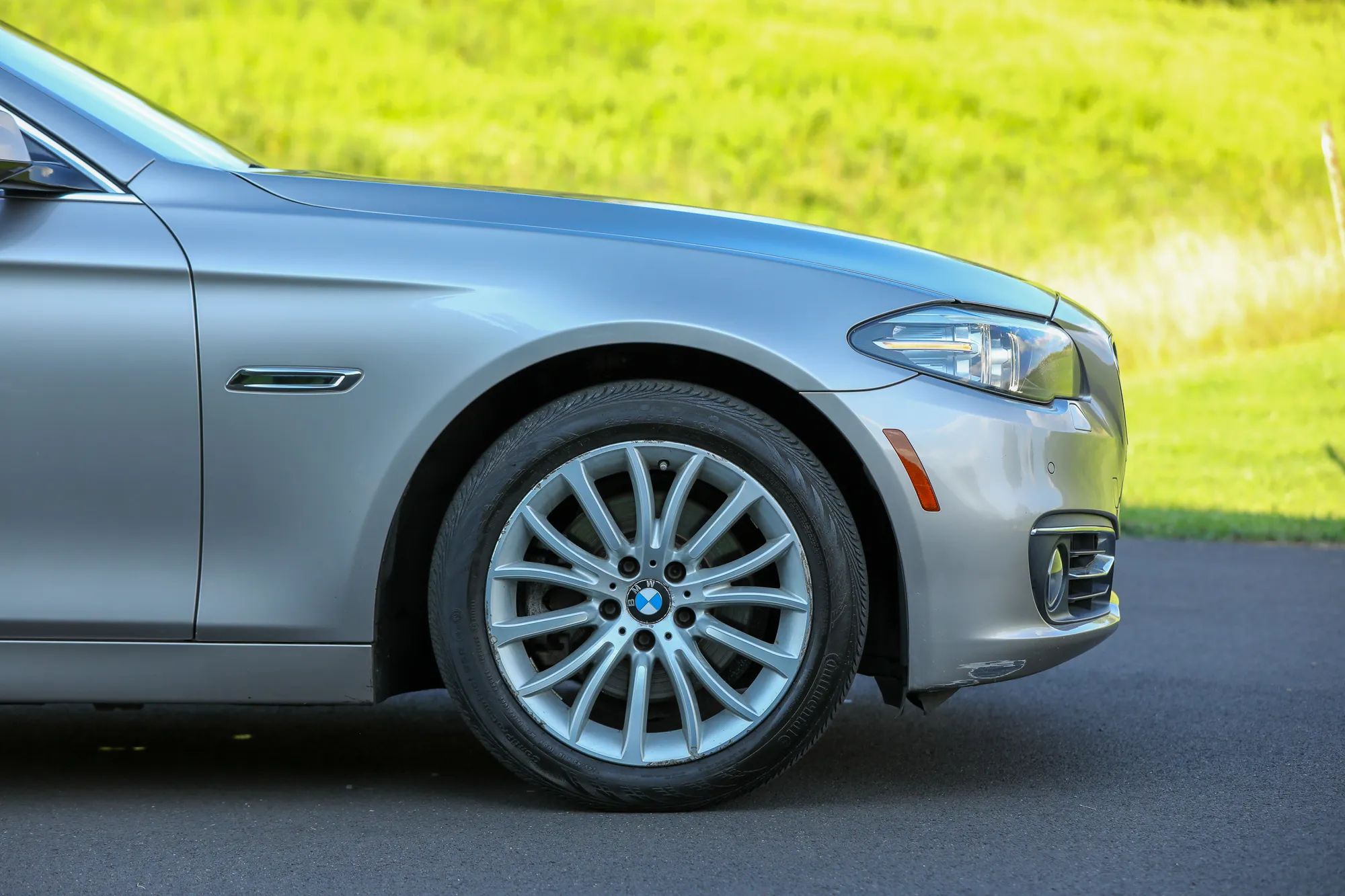 2016 BMW 5 Series — photo 18 of 18