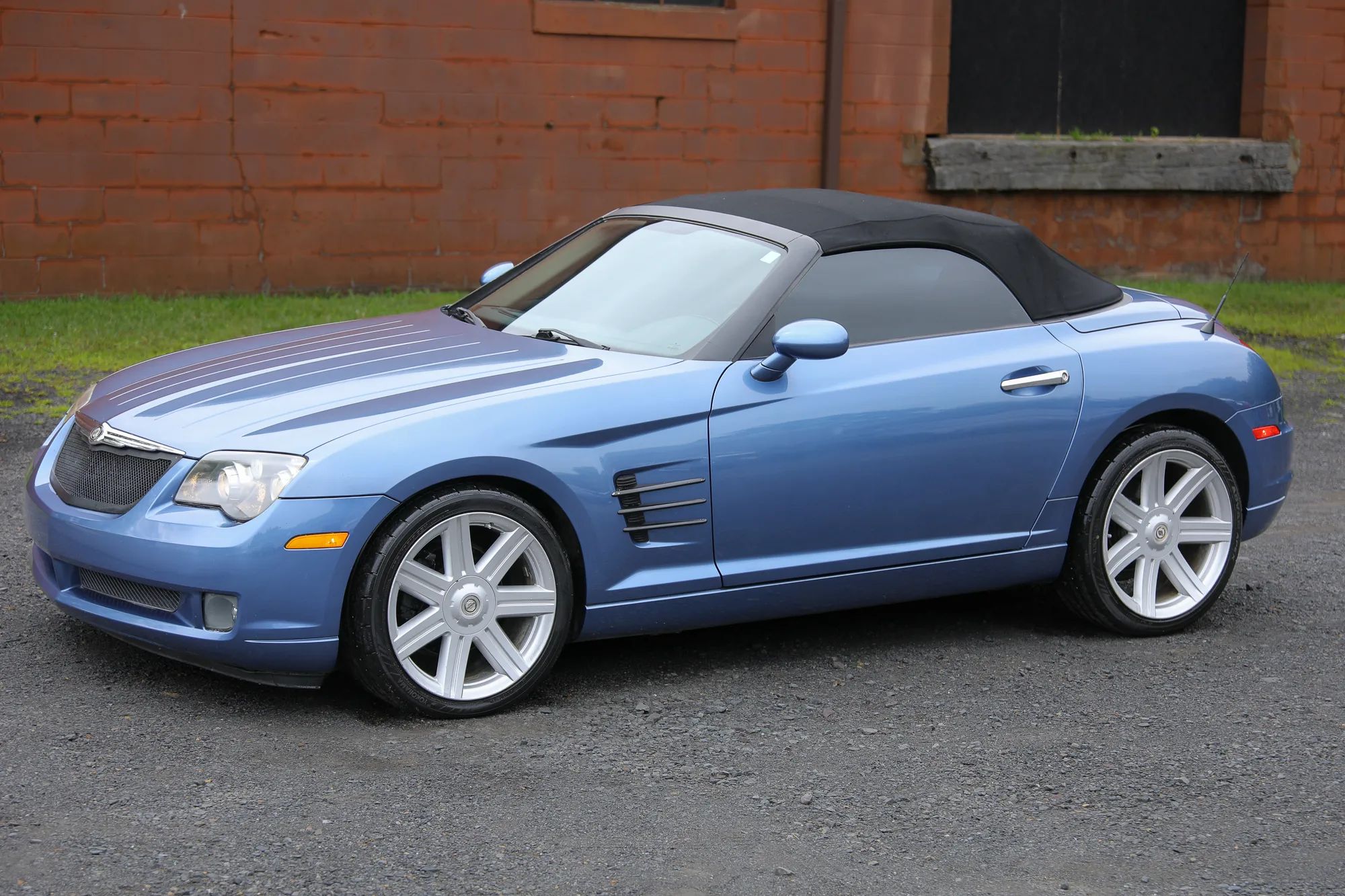 2005 Chrysler Crossfire Limited Roadster 2D — photo 66 of 73
