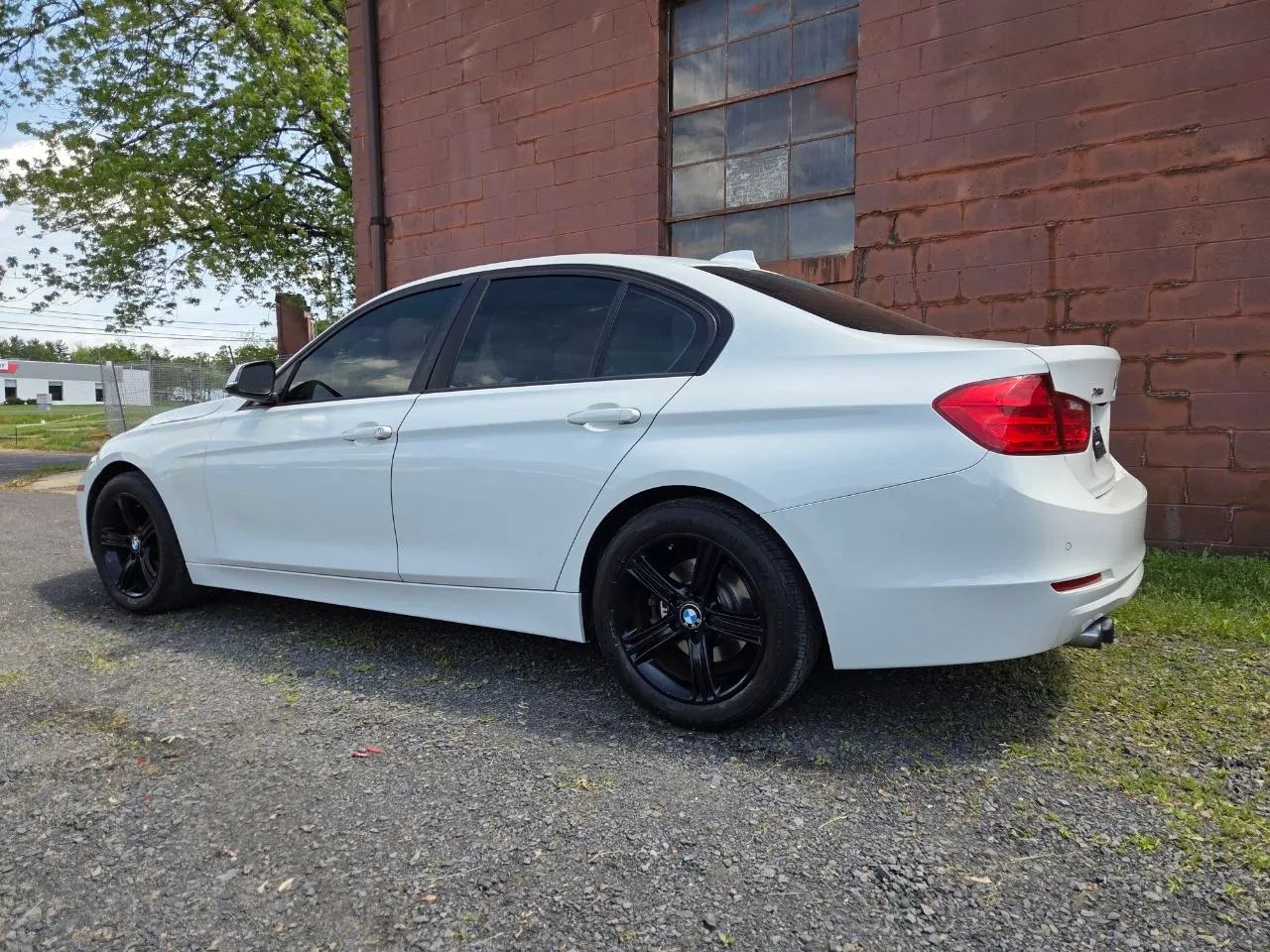 2015 BMW 3 Series 328i xDrive Sedan 4D — photo 3 of 60