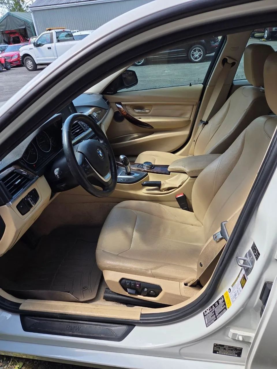 2015 BMW 3 Series 328i xDrive Sedan 4D — photo 15 of 60
