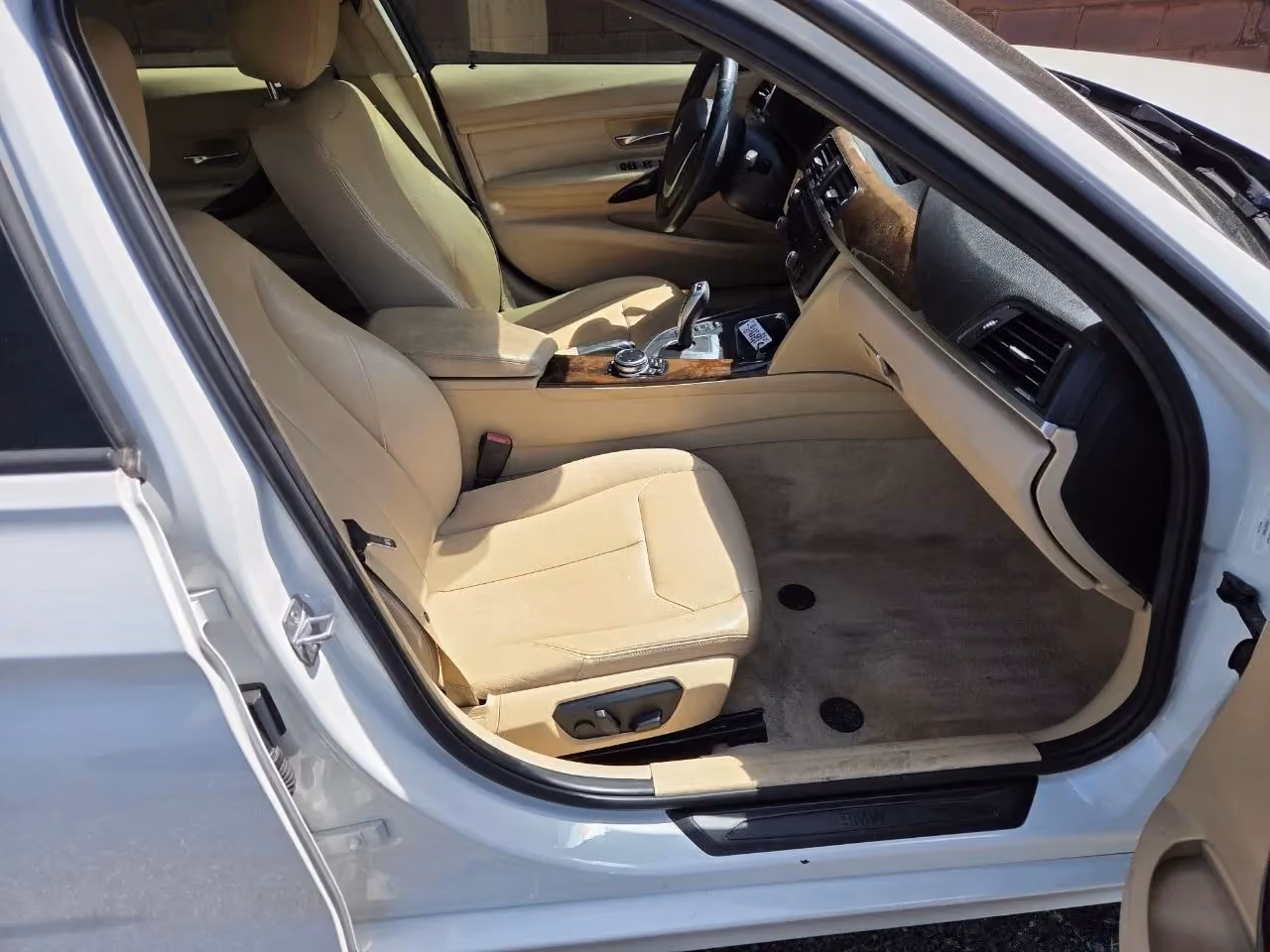 2015 BMW 3 Series 328i xDrive Sedan 4D — photo 23 of 60