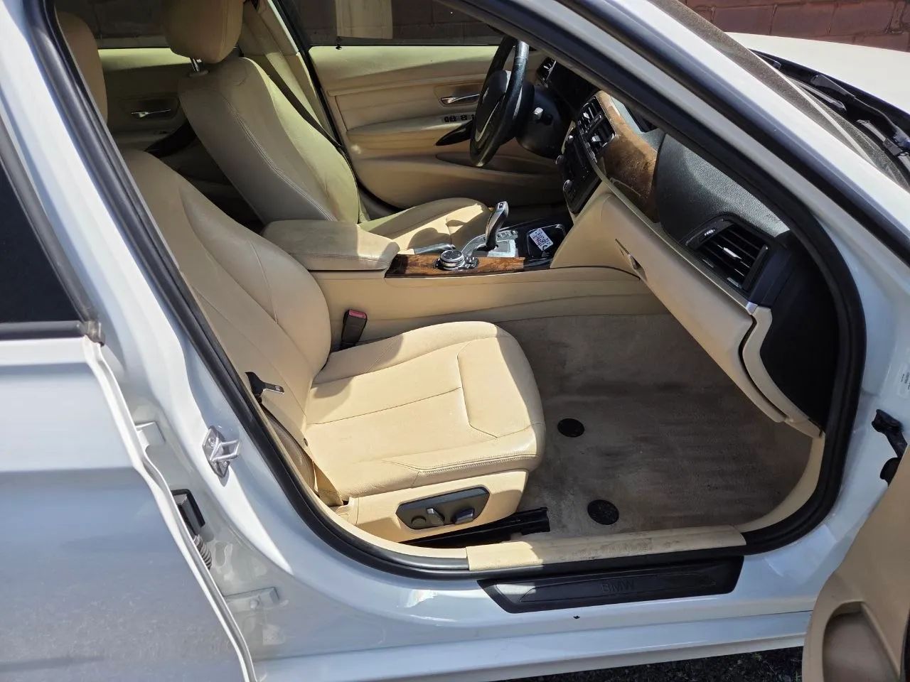 2015 BMW 3 Series 328i xDrive Sedan 4D — photo 23 of 60