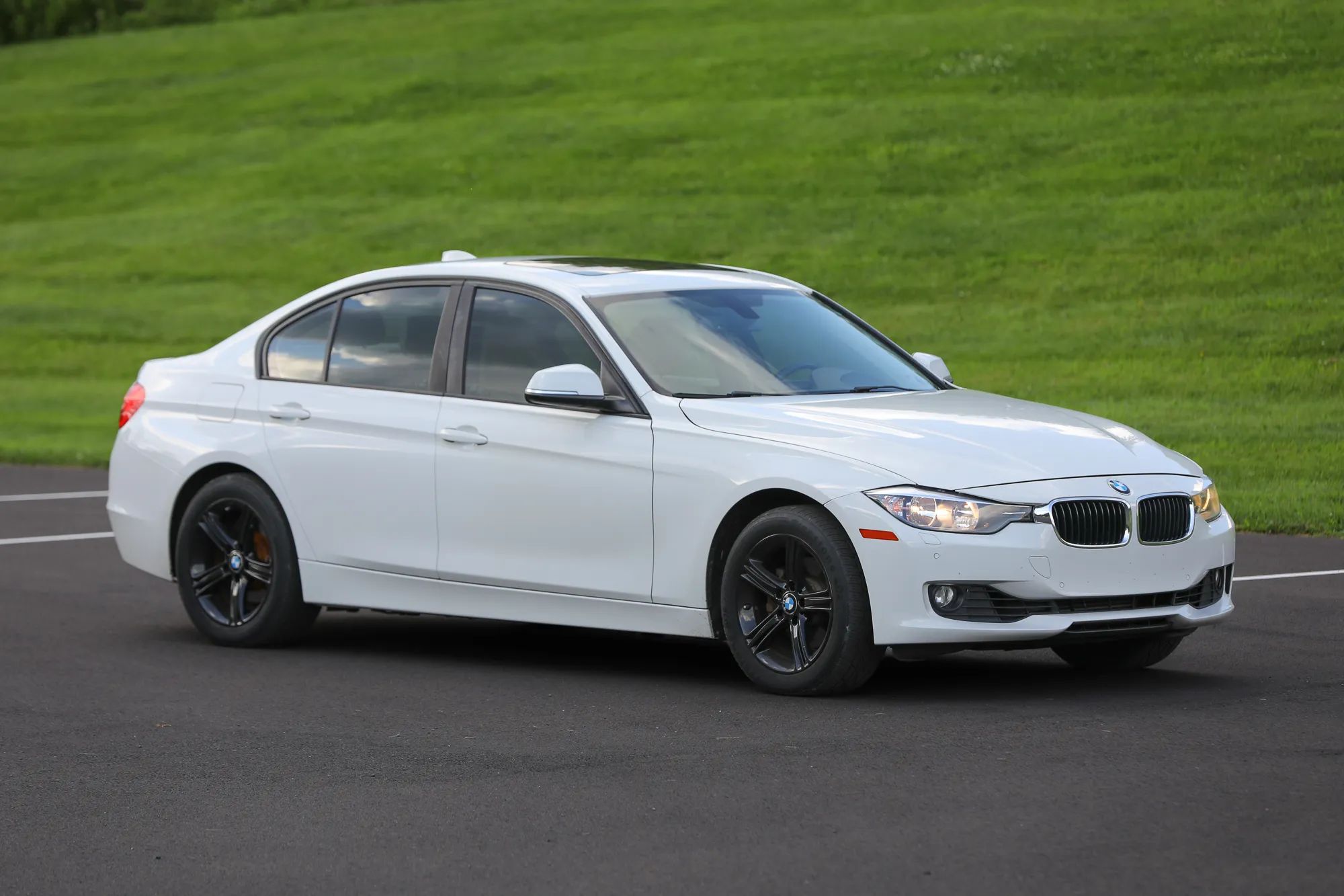 2015 BMW 3 Series 328i xDrive Sedan 4D — photo 33 of 60