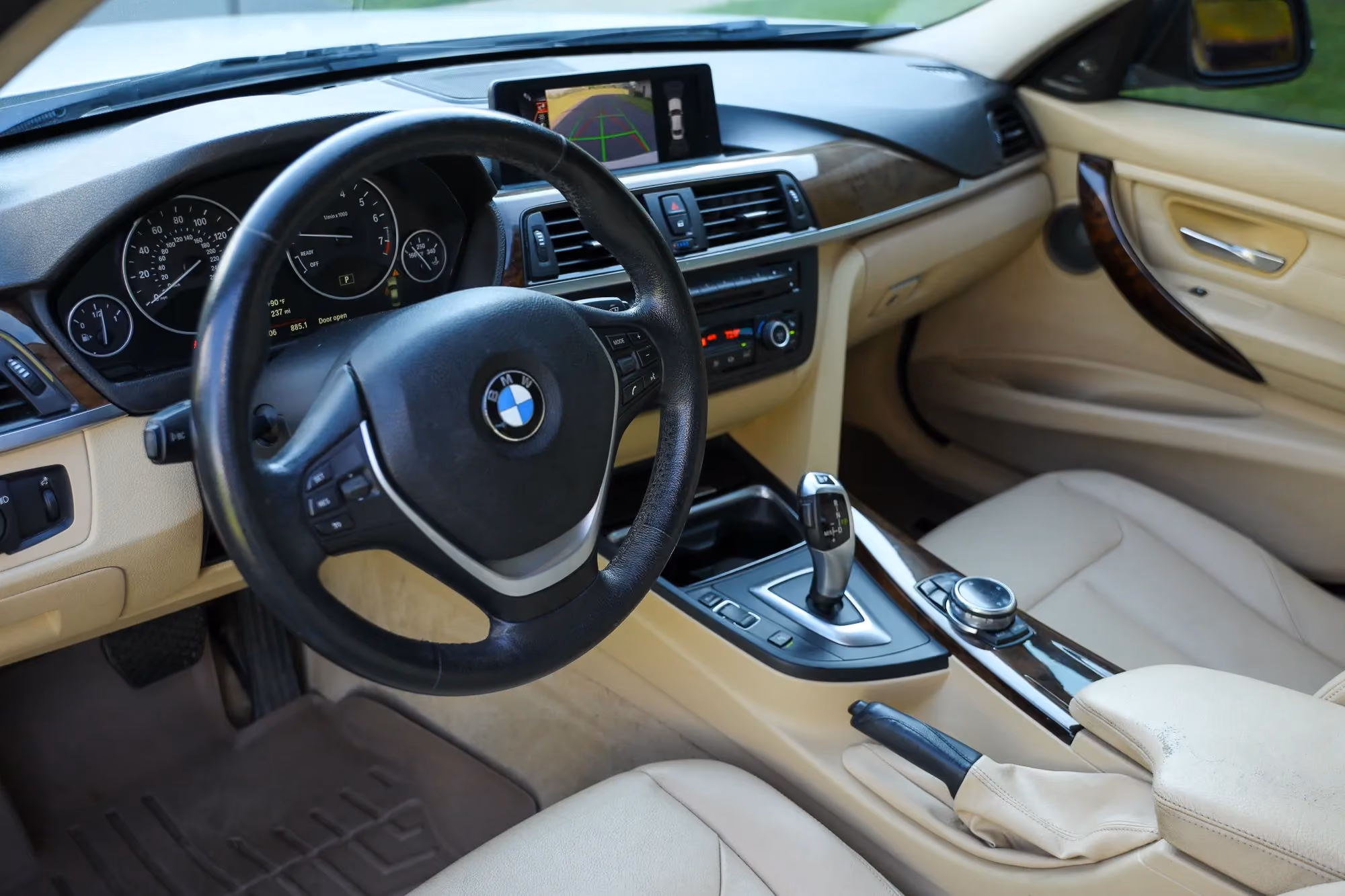 2015 BMW 3 Series 328i xDrive Sedan 4D — photo 40 of 60
