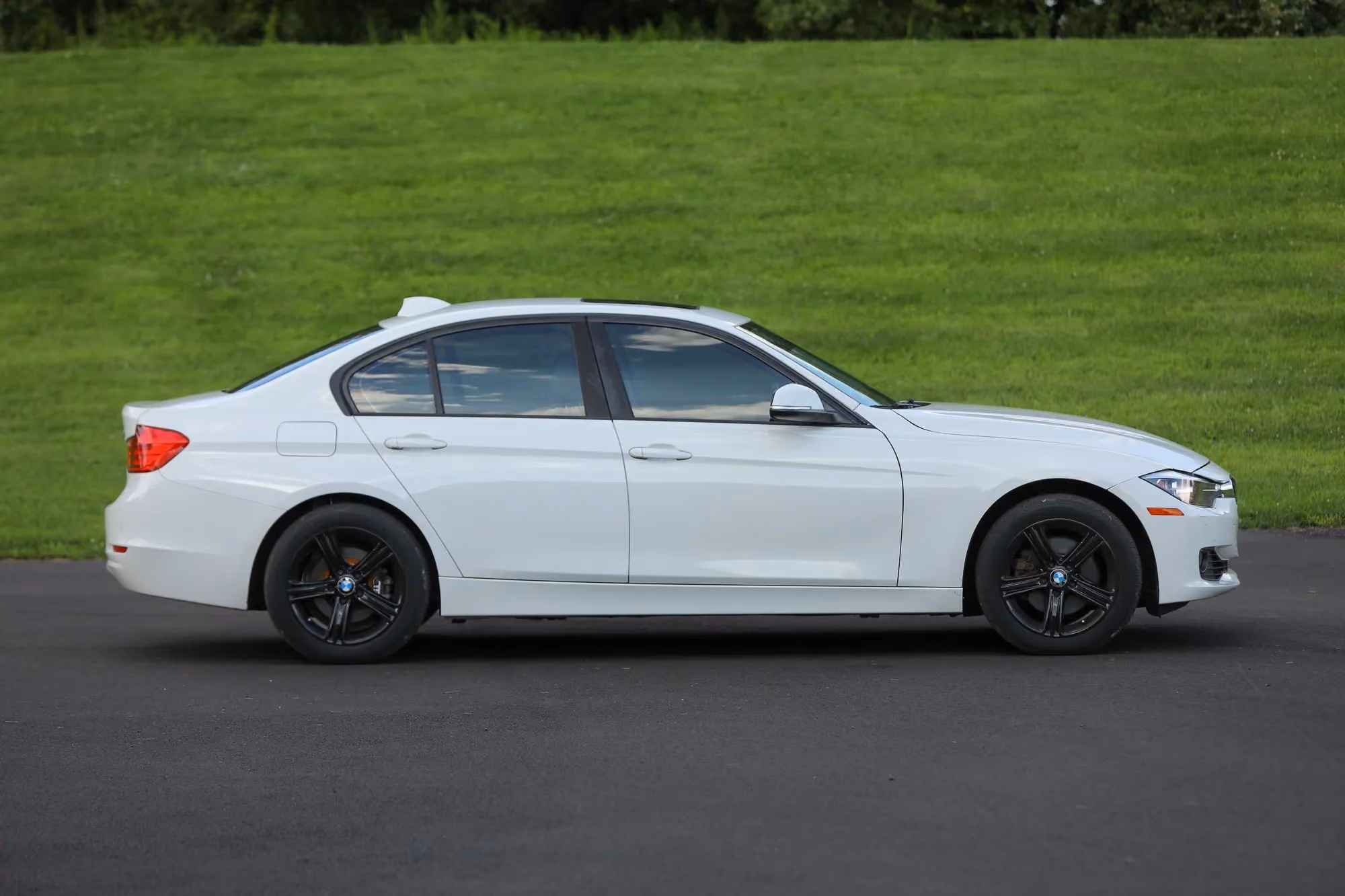 2015 BMW 3 Series 328i xDrive Sedan 4D — photo 35 of 60