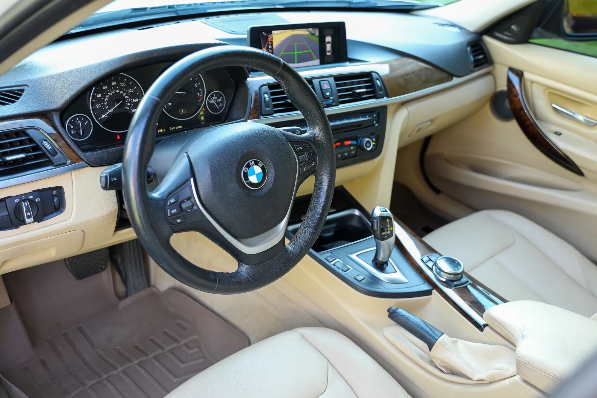 2015 BMW 3 Series 328i xDrive Sedan 4D — photo 39 of 60