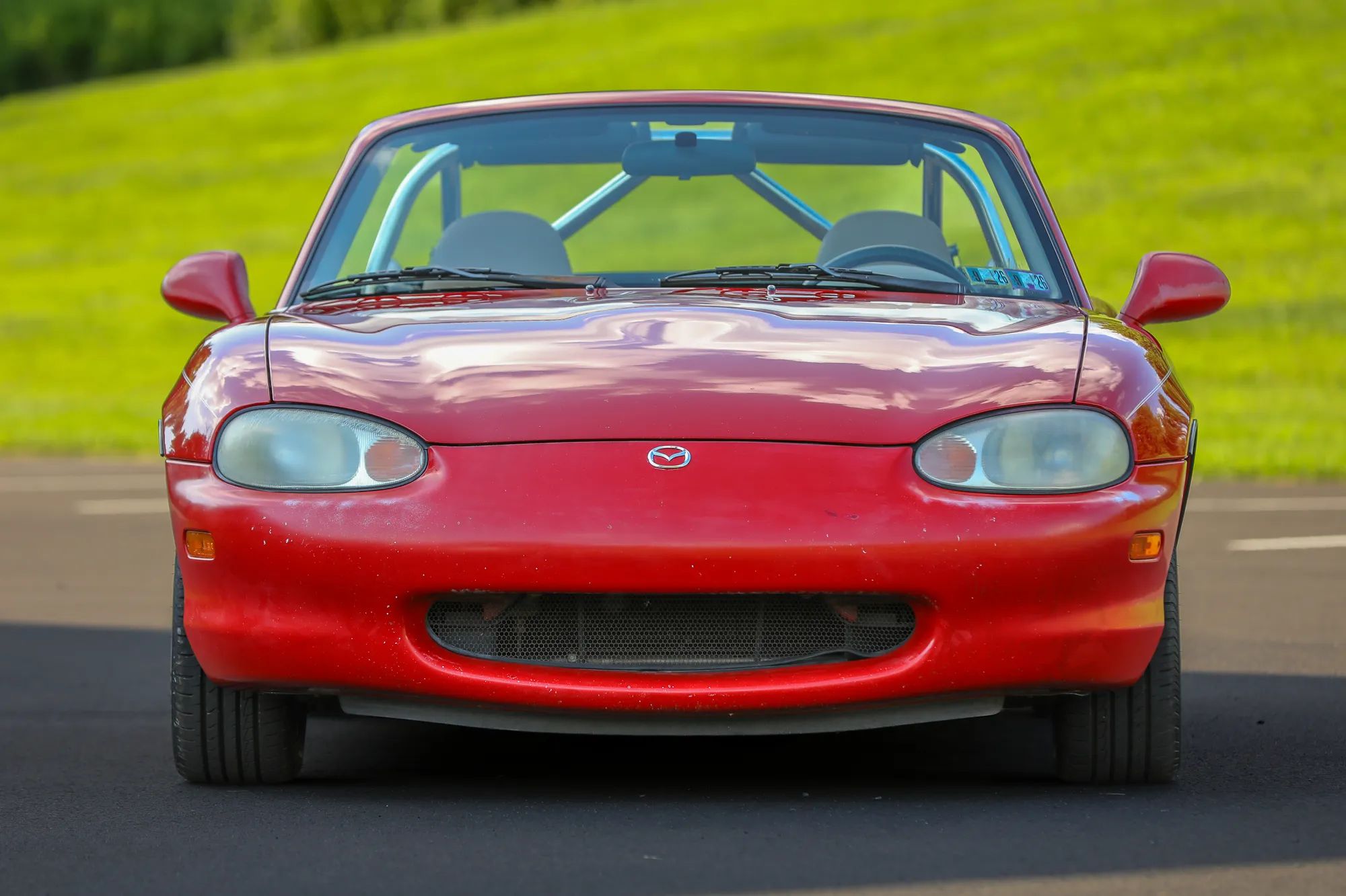 1999 MAZDA MX-5 Miata Convertible 2D — photo 36 of 52