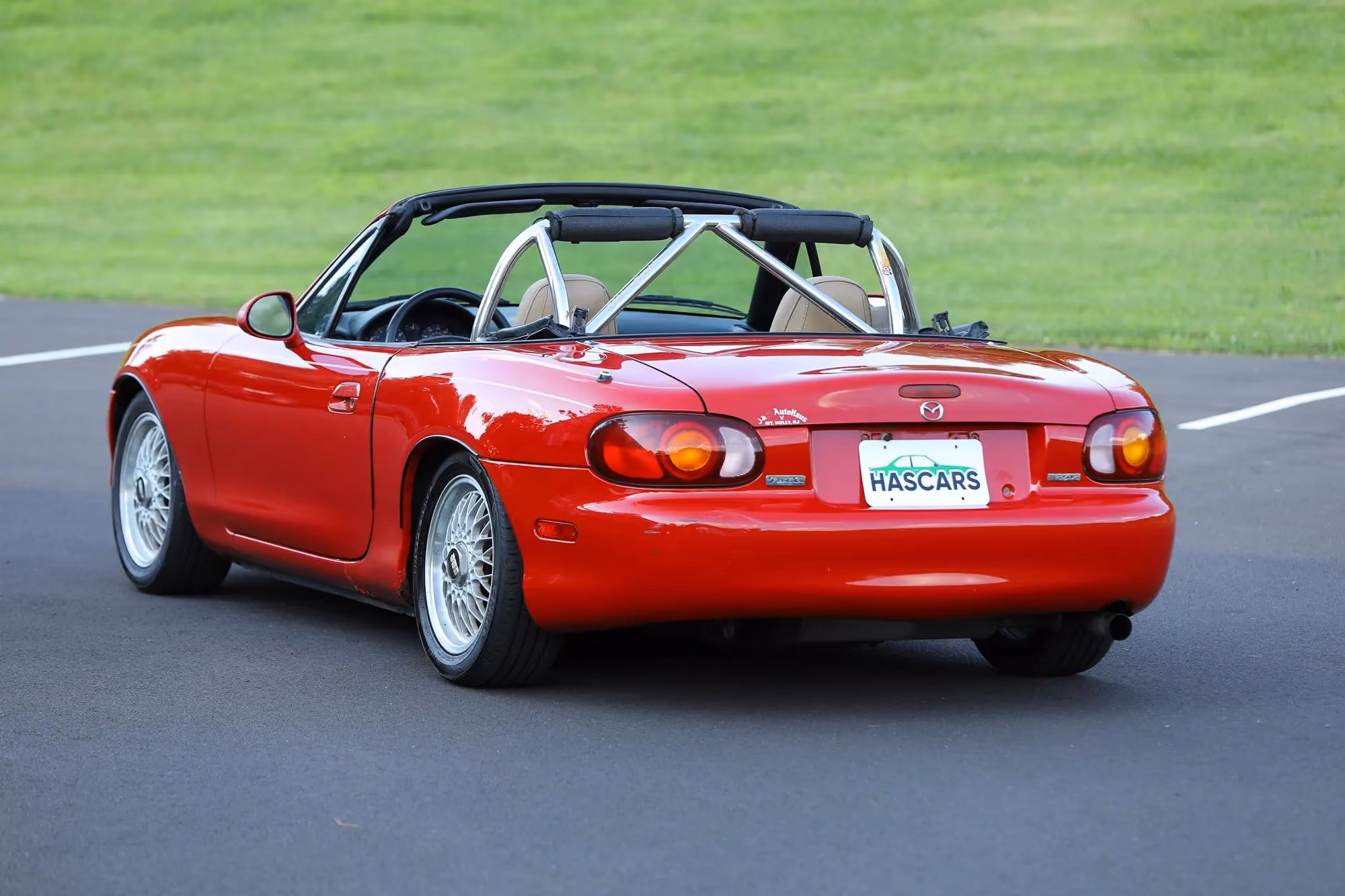 1999 MAZDA MX-5 Miata Convertible 2D — photo 48 of 52