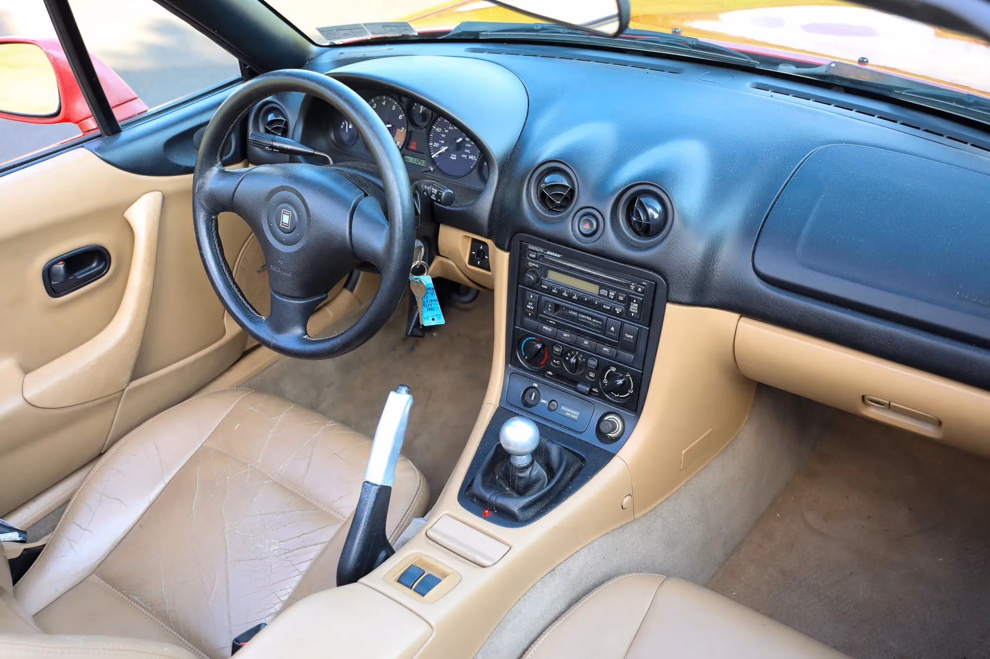 1999 MAZDA MX-5 Miata Convertible 2D — photo 43 of 52