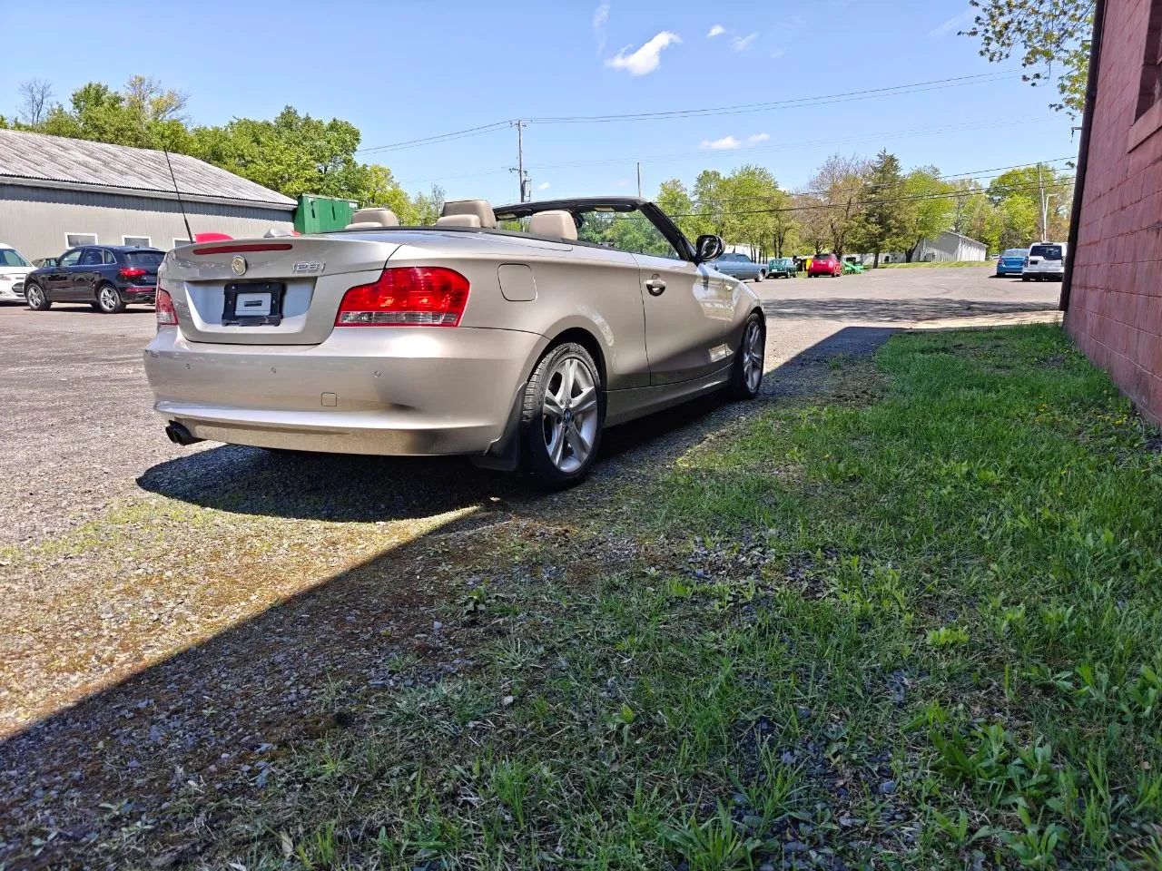 2010 BMW 1 Series 128i Convertible 2D — photo 12 of 48