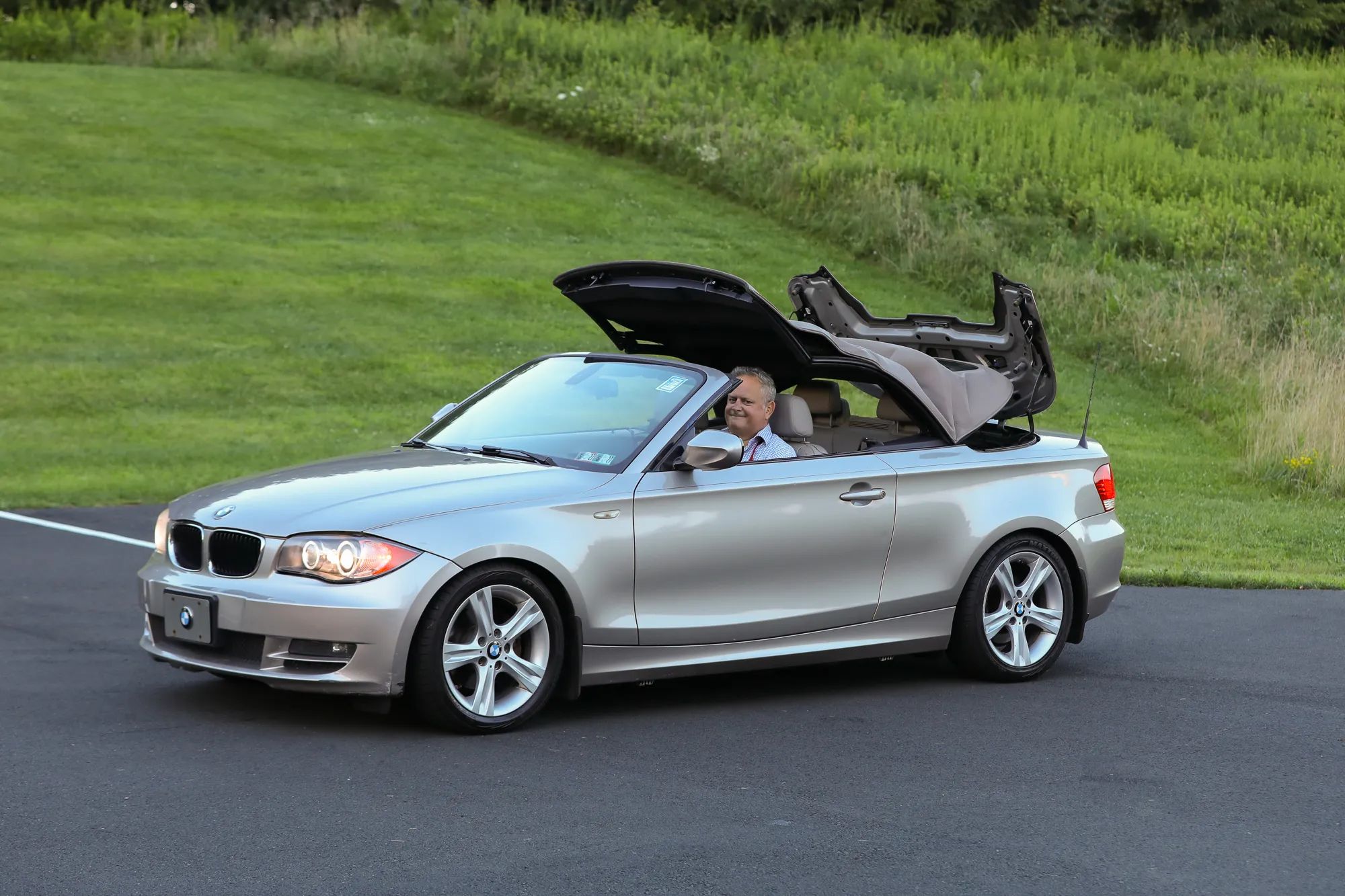 2010 BMW 1 Series 128i Convertible 2D — photo 24 of 48