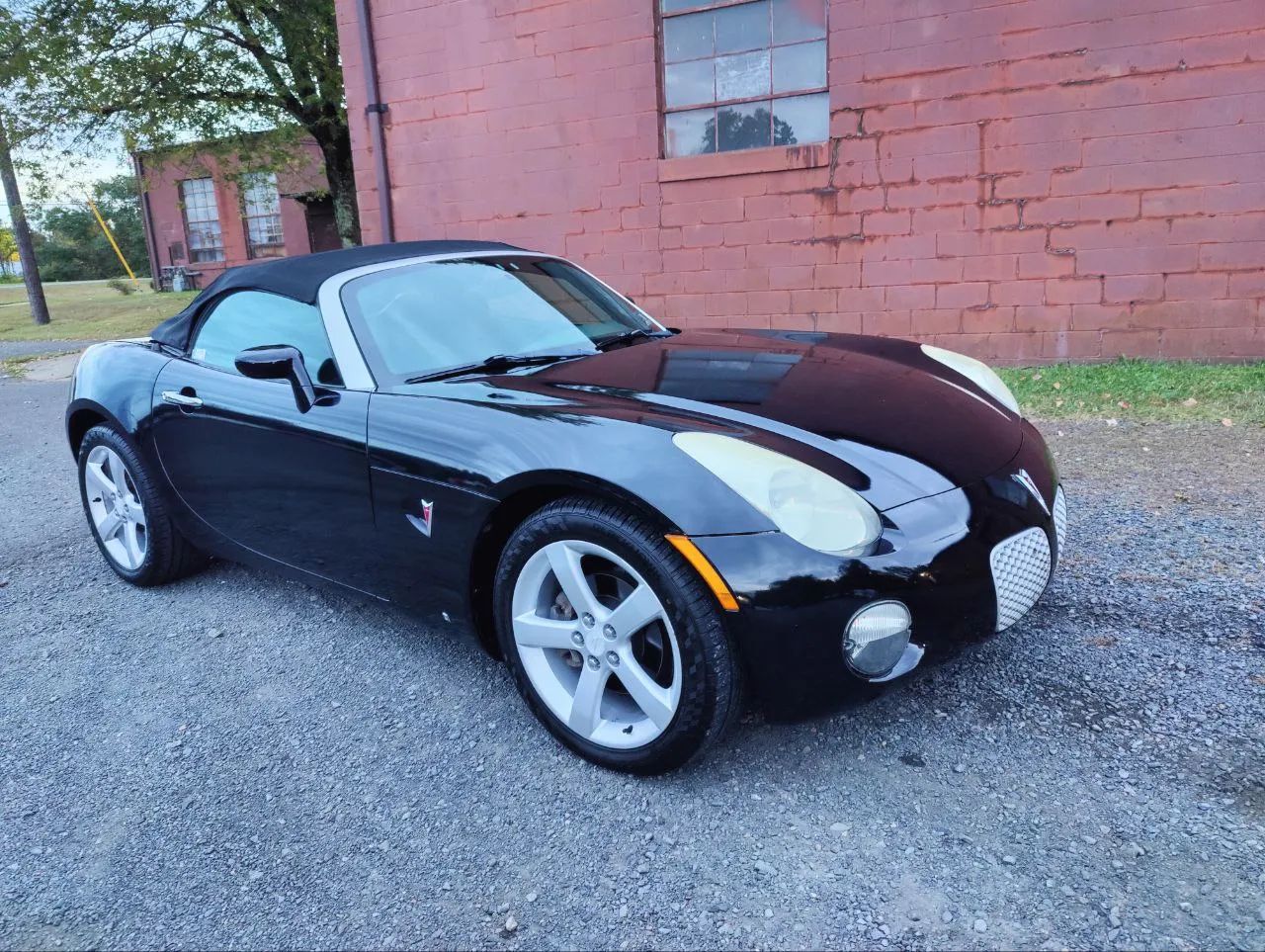 2006 Pontiac Solstice Convertible 2D — photo 1 of 73