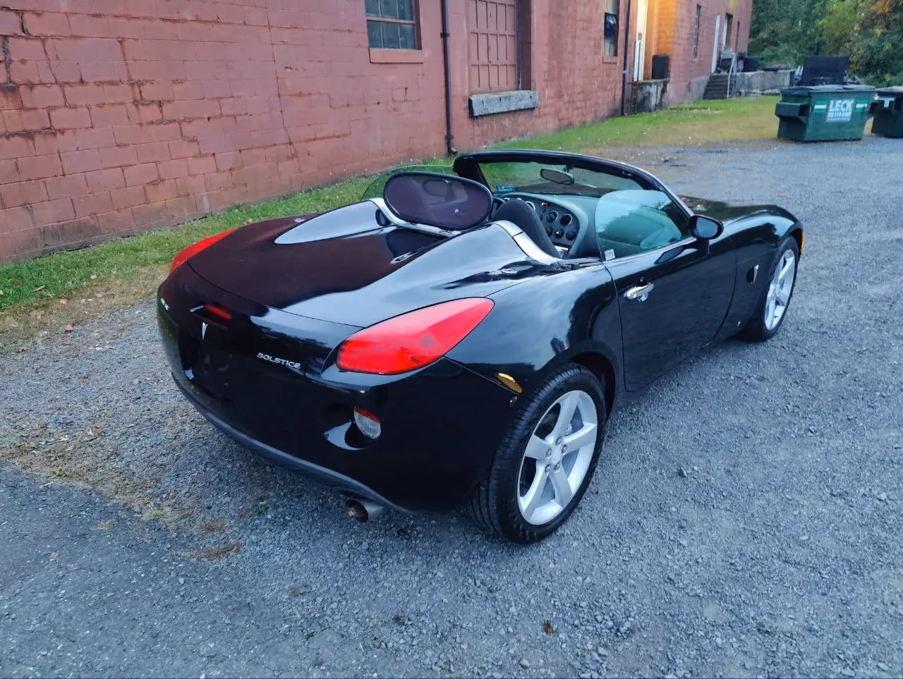 2006 Pontiac Solstice Convertible 2D — photo 6 of 73