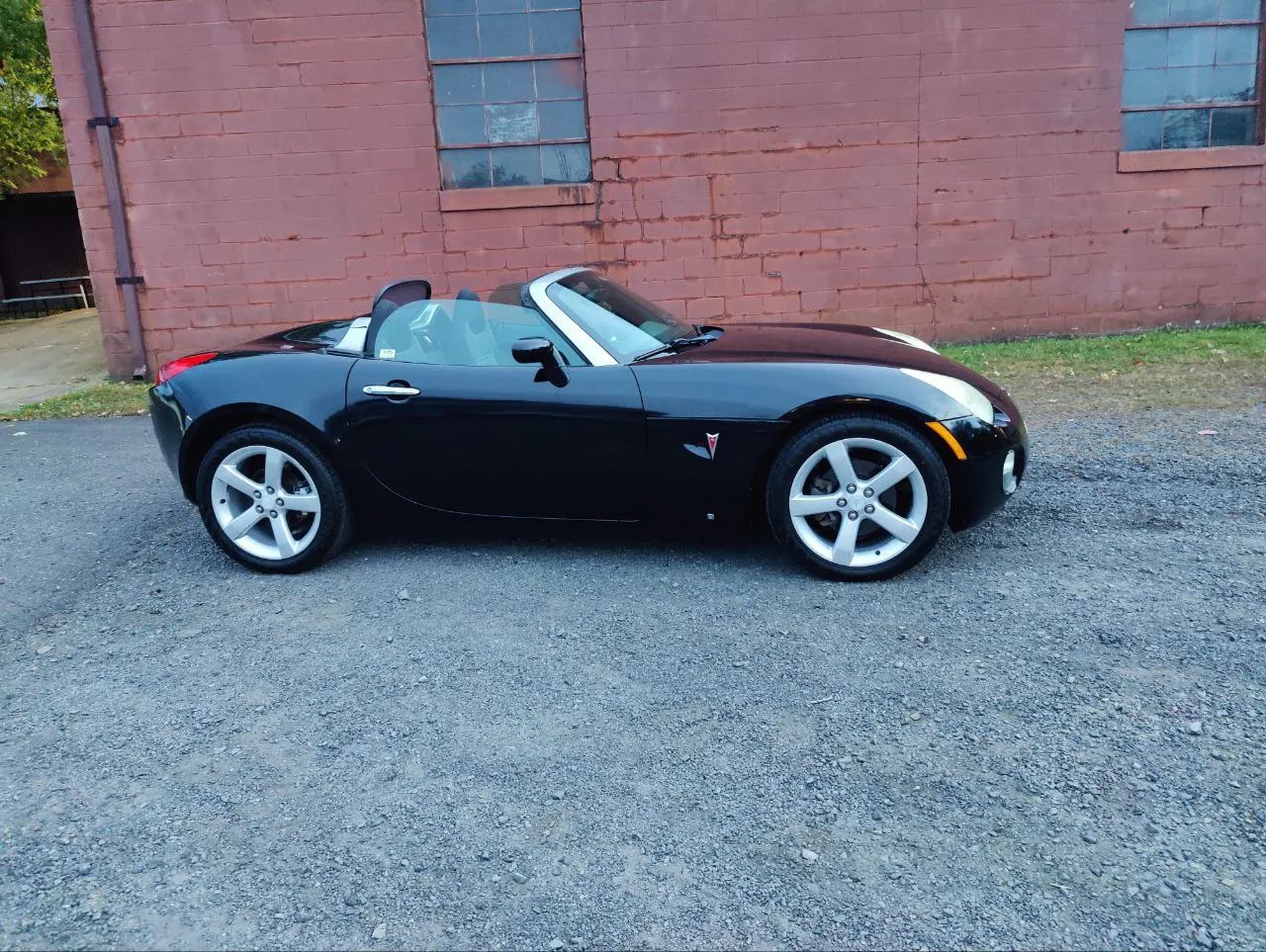 2006 Pontiac Solstice Convertible 2D — photo 4 of 73