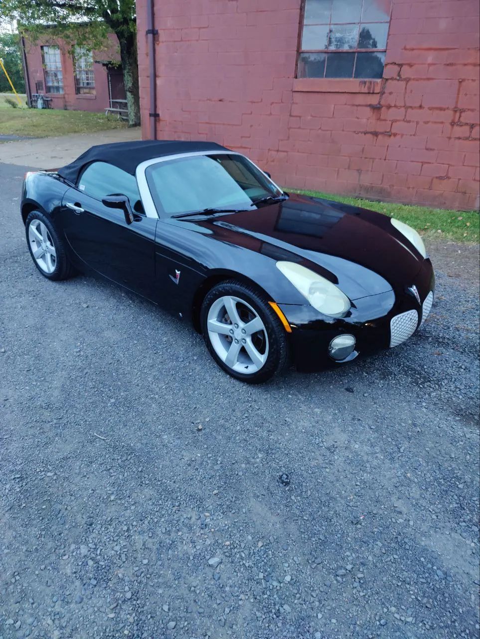 2006 Pontiac Solstice Convertible 2D — photo 10 of 73