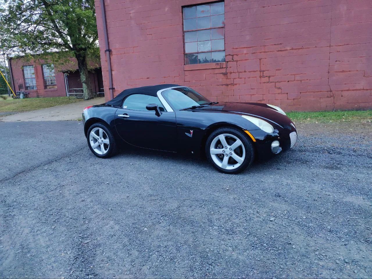 2006 Pontiac Solstice Convertible 2D — photo 12 of 73