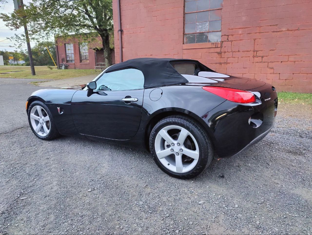 2006 Pontiac Solstice Convertible 2D — photo 21 of 73
