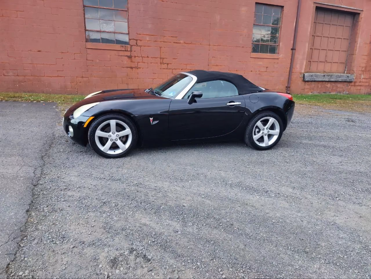 2006 Pontiac Solstice Convertible 2D — photo 22 of 73