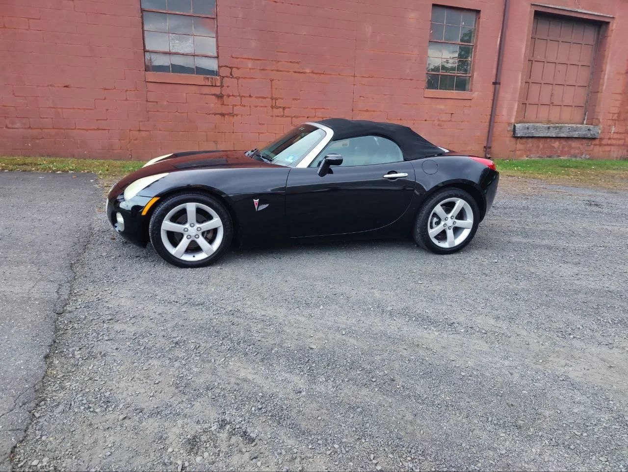 2006 Pontiac Solstice Convertible 2D — photo 22 of 73