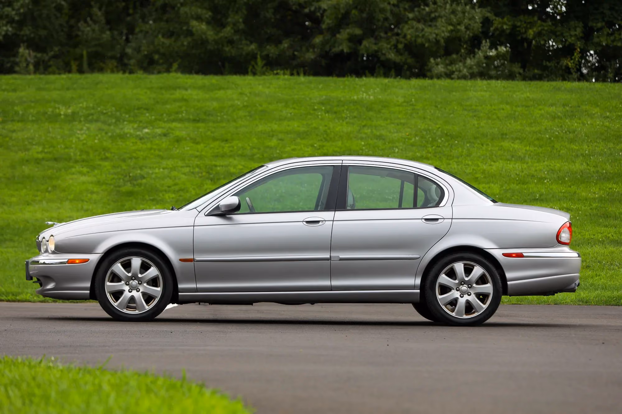 2006 Jaguar X-Type — photo 1 of 23