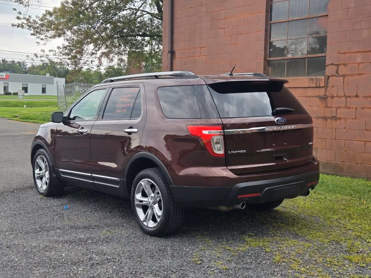 2012 Ford Explorer Limited Sport Utility — photo 5 of 19