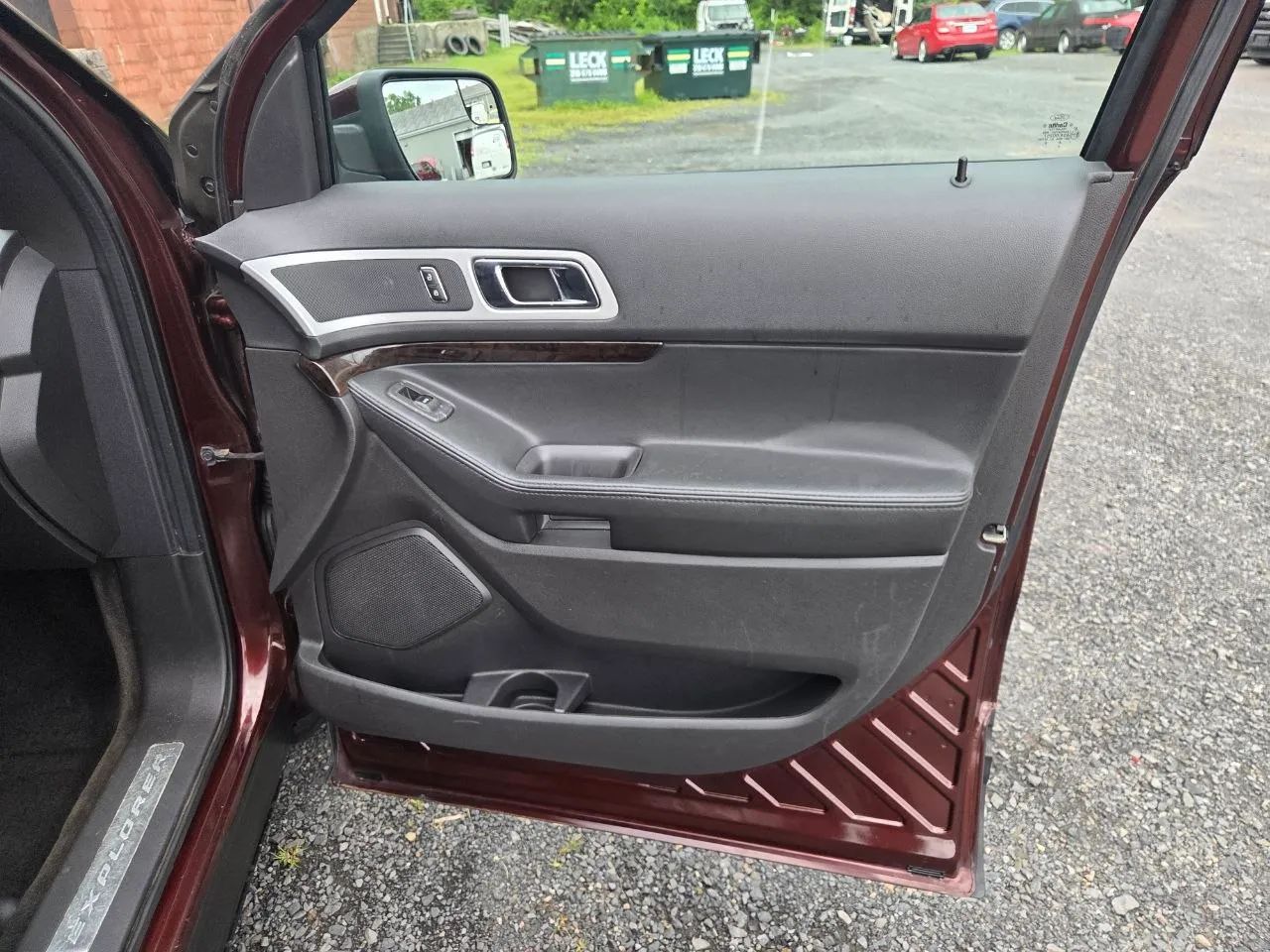 2012 Ford Explorer Limited Sport Utility — photo 11 of 19