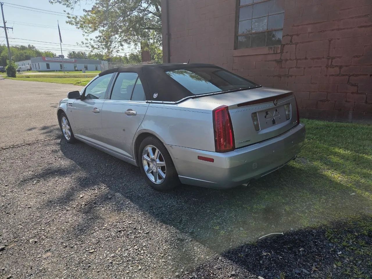 2008 Cadillac STS Sedan 4D — photo 3 of 73